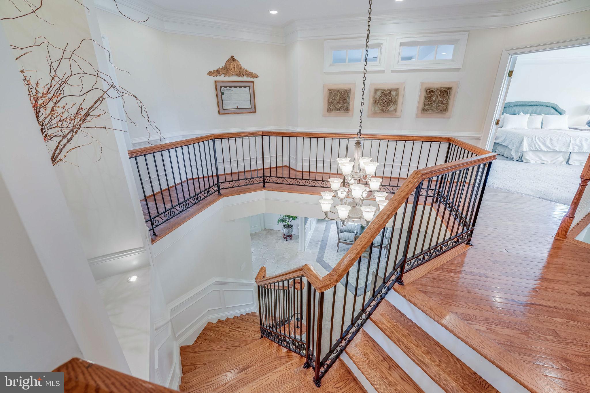 RASPBERRY FALLS - Residential