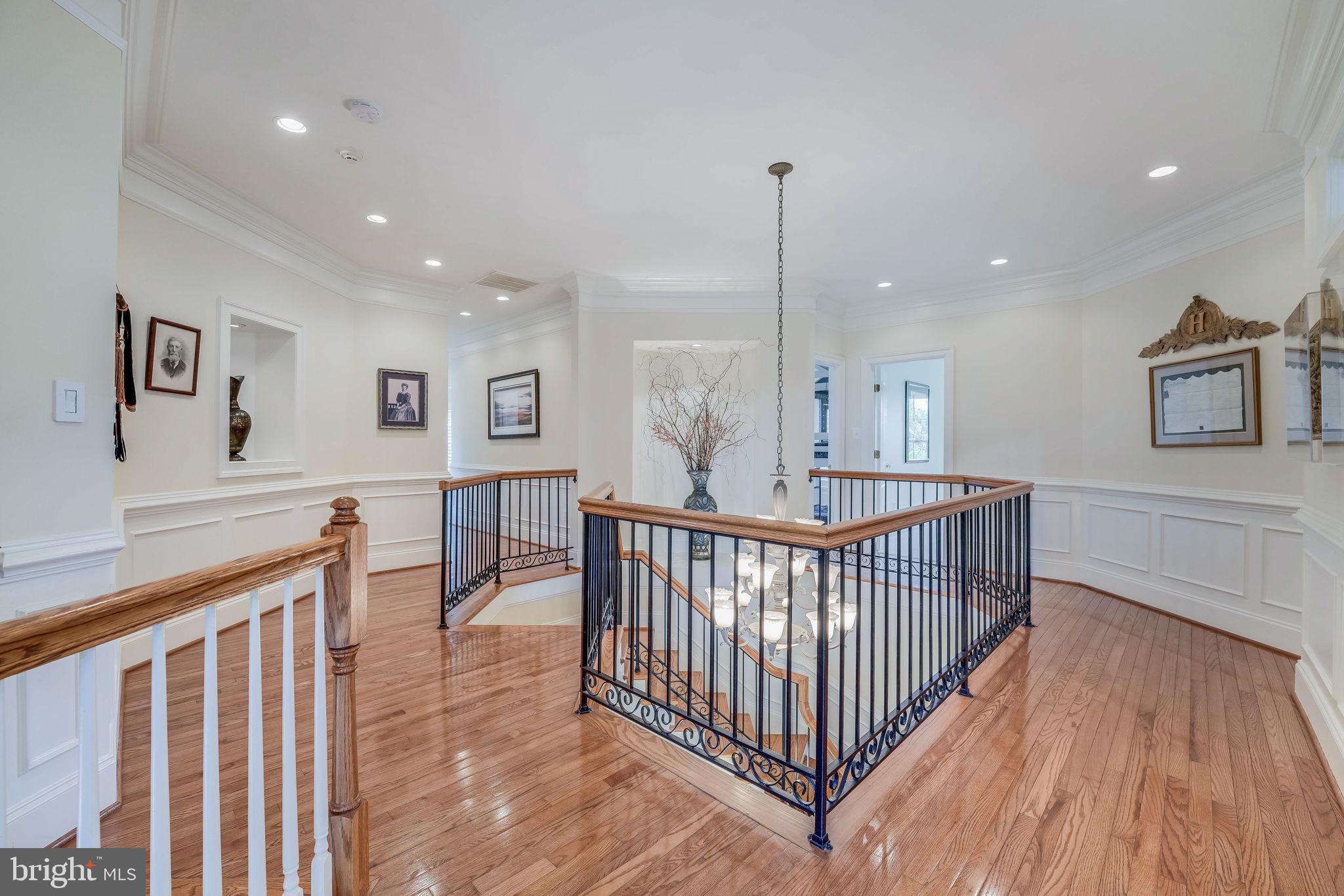 RASPBERRY FALLS - Residential