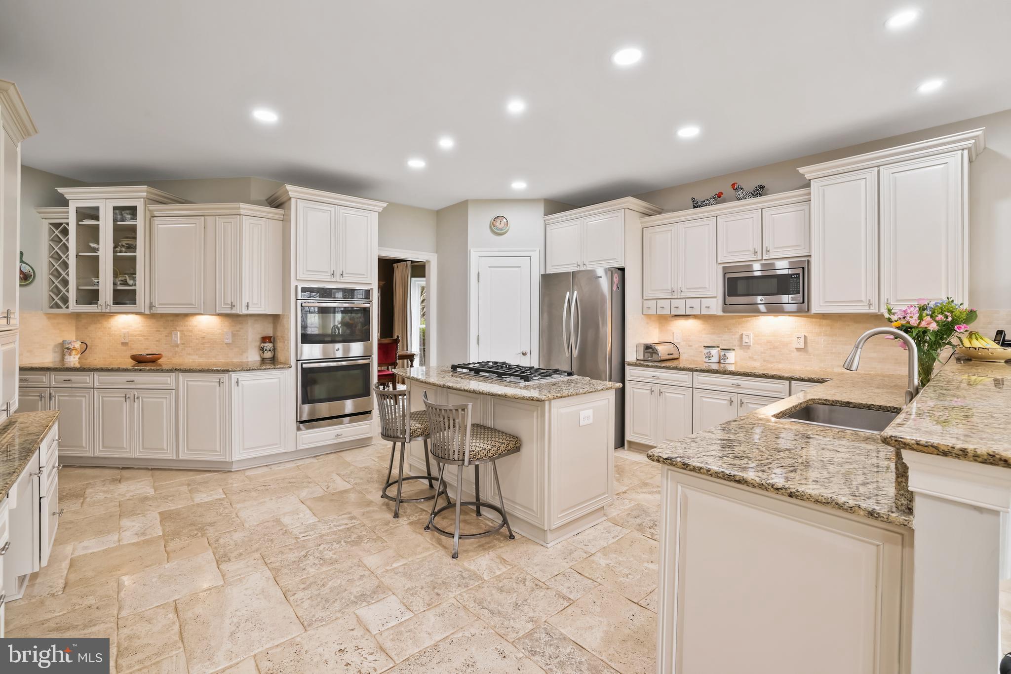 RASPBERRY FALLS - Residential