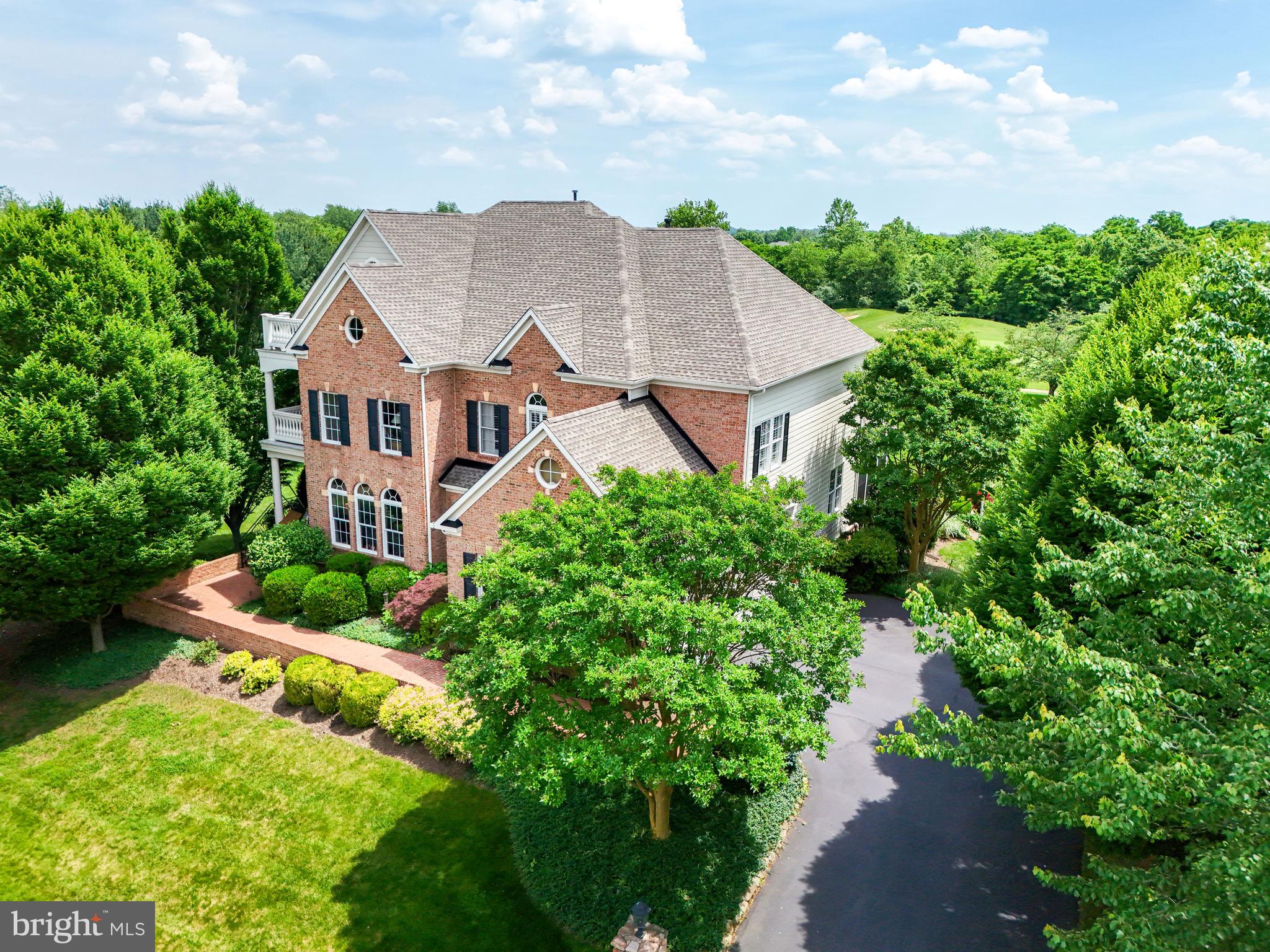 RASPBERRY FALLS - Residential