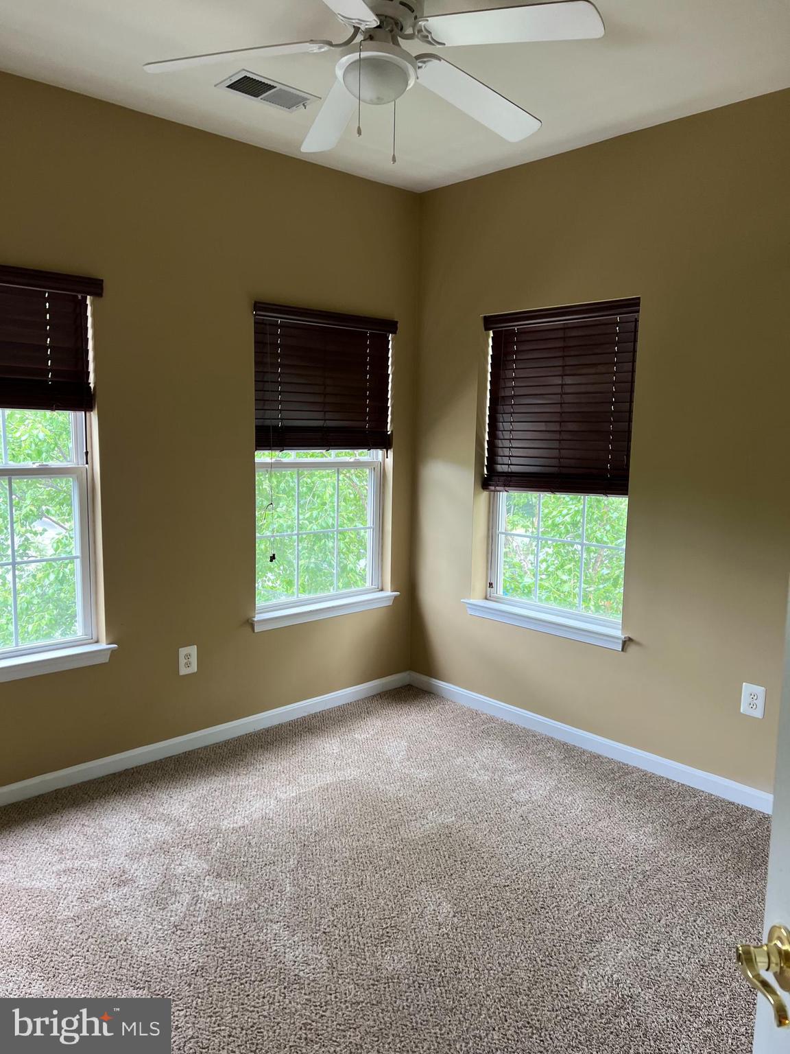 STONE RIDGE - Residential Lease