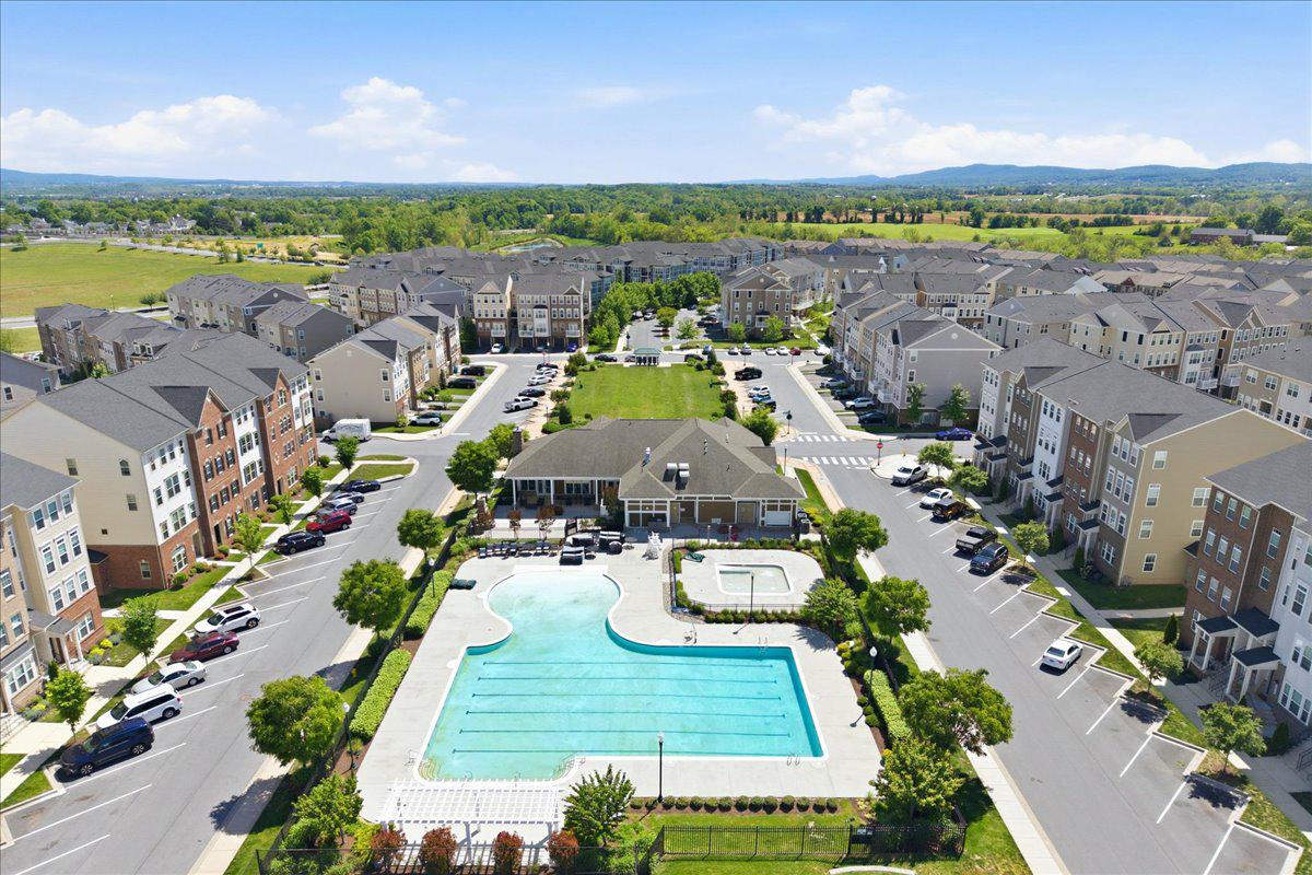 JEFFERSON PLACE - Residential