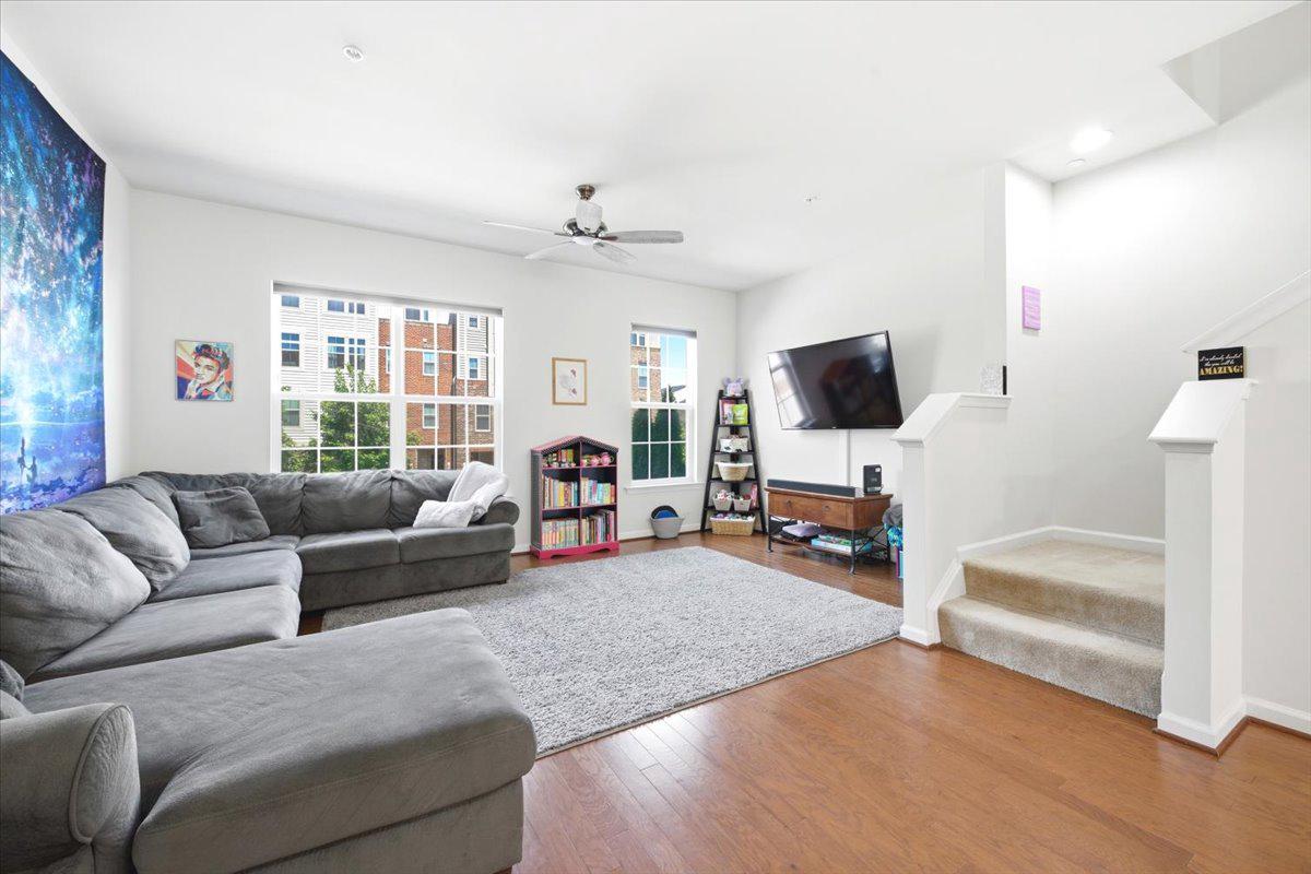 JEFFERSON PLACE - Residential