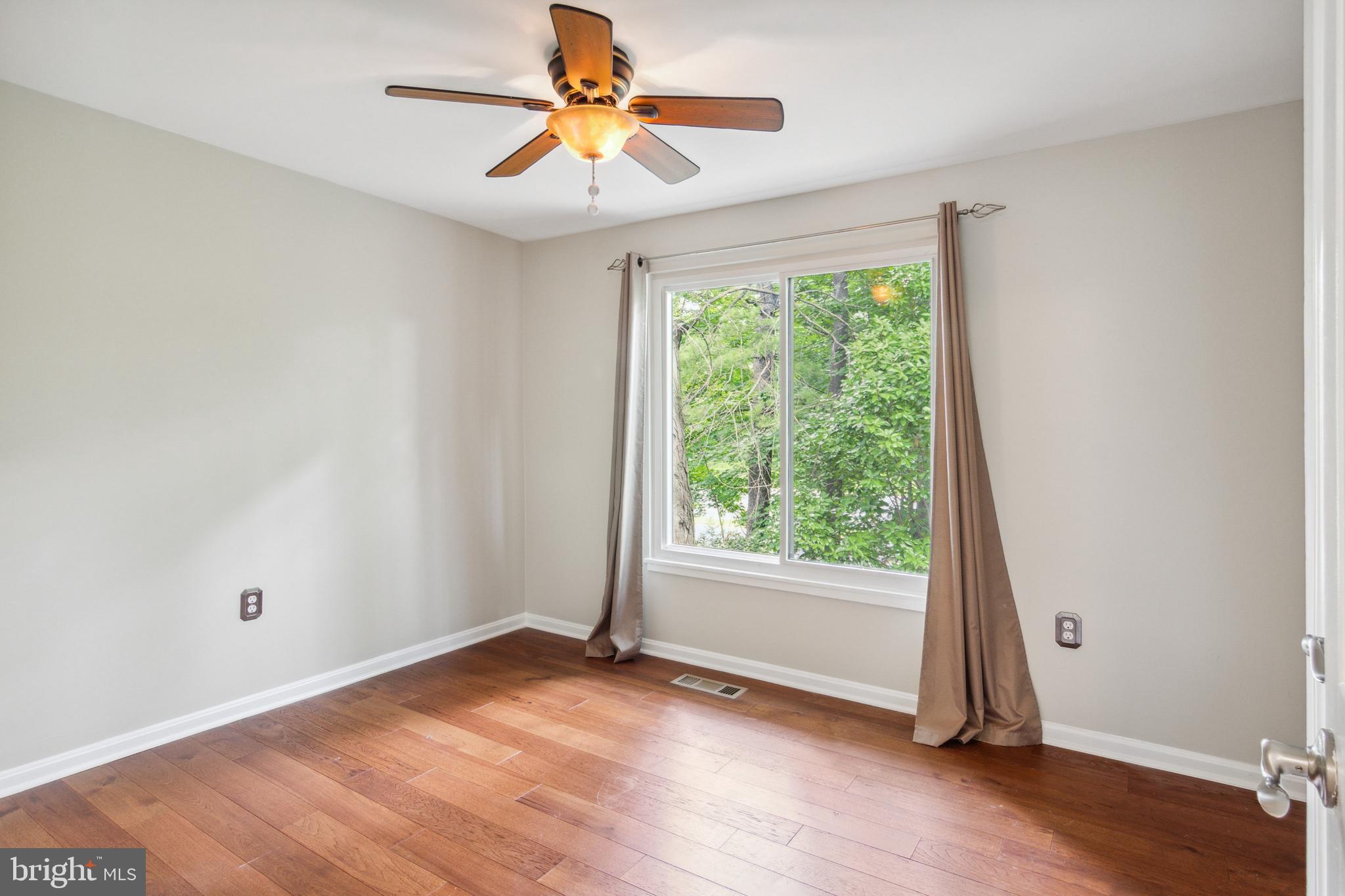 HILLCREST CLUSTER - Residential Lease