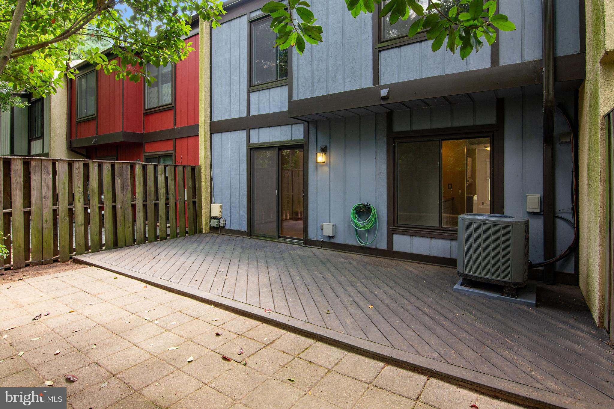 HILLCREST CLUSTER - Residential Lease