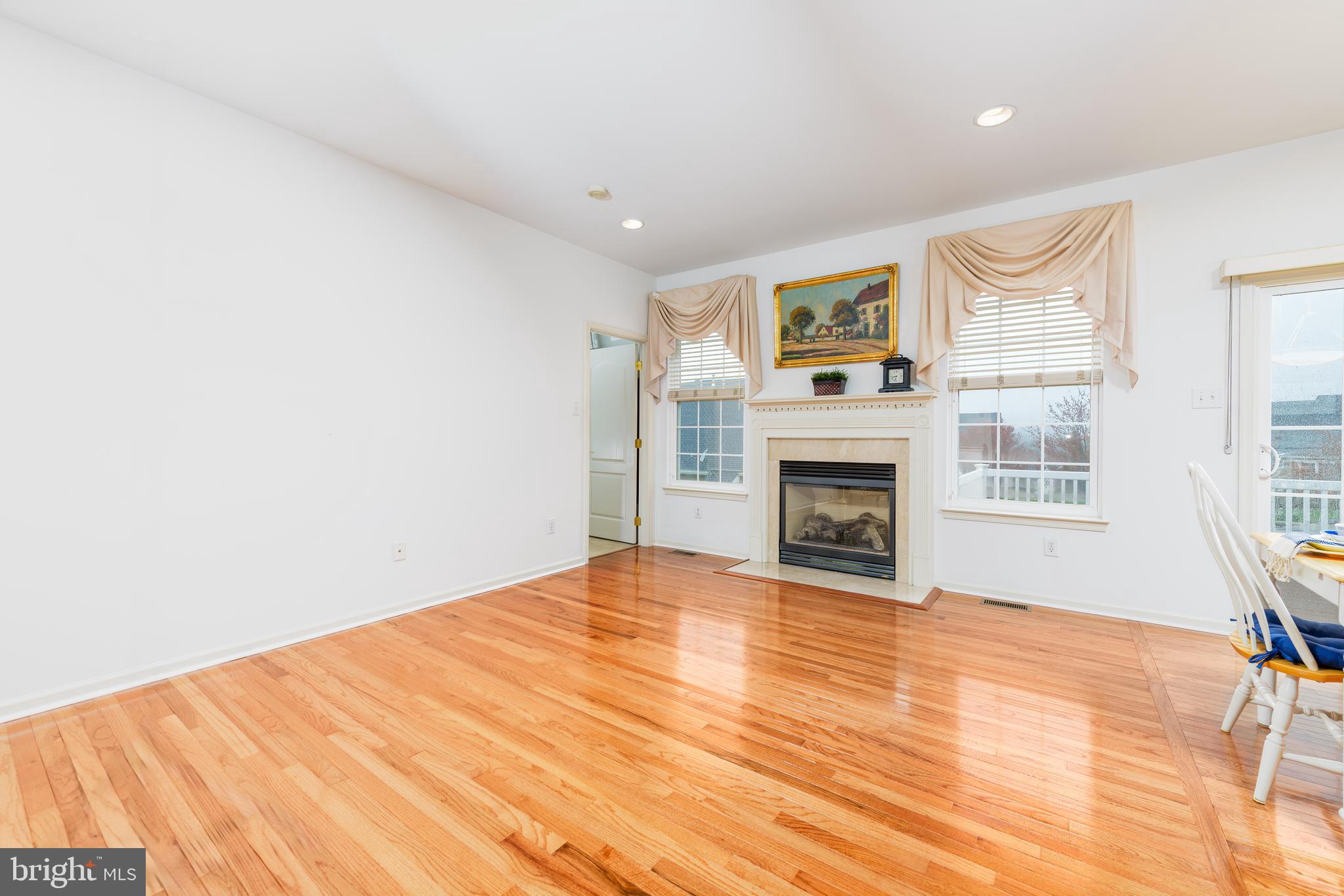 VILLAGES AT HILLVIEW - Residential