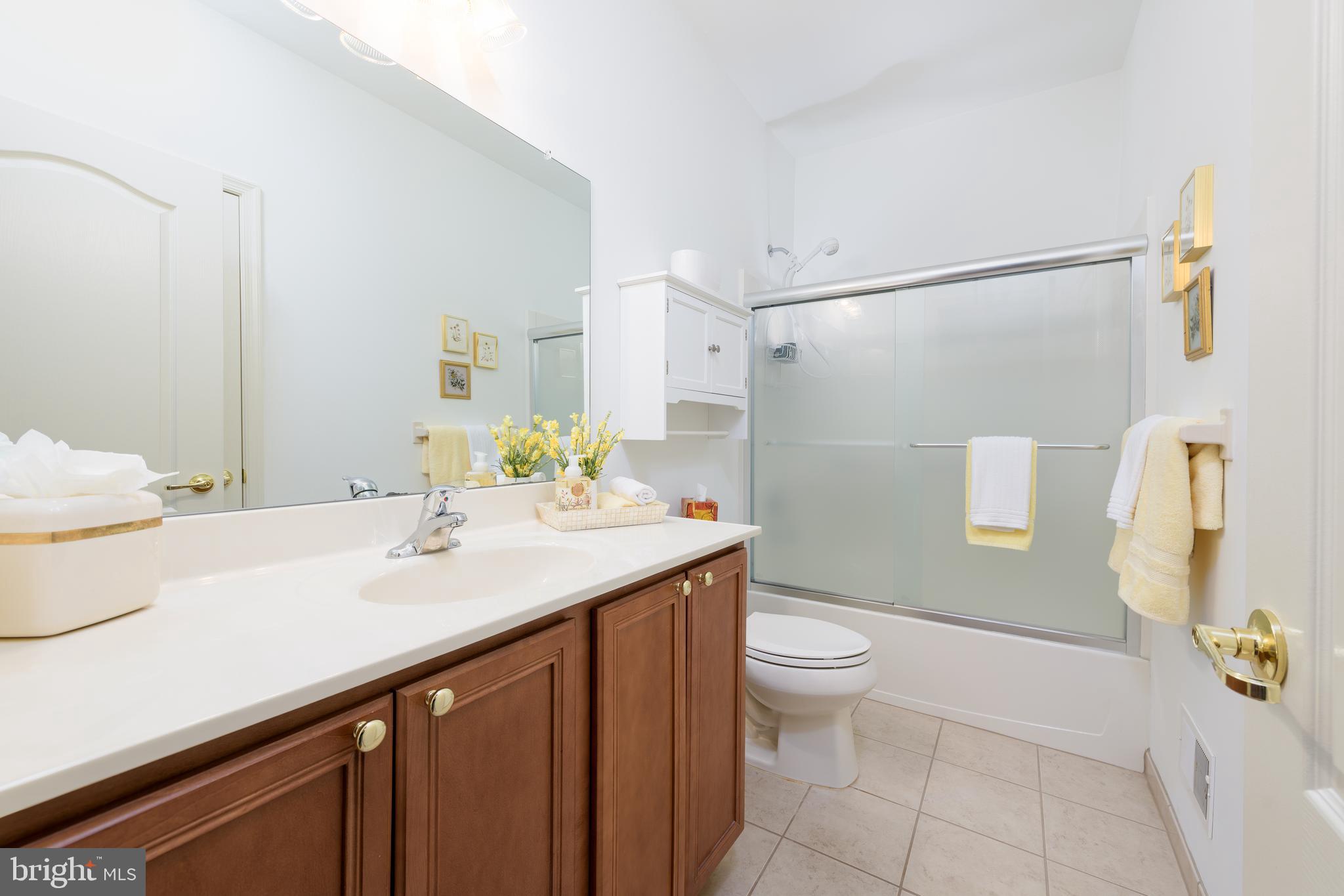 VILLAGES AT HILLVIEW - Residential