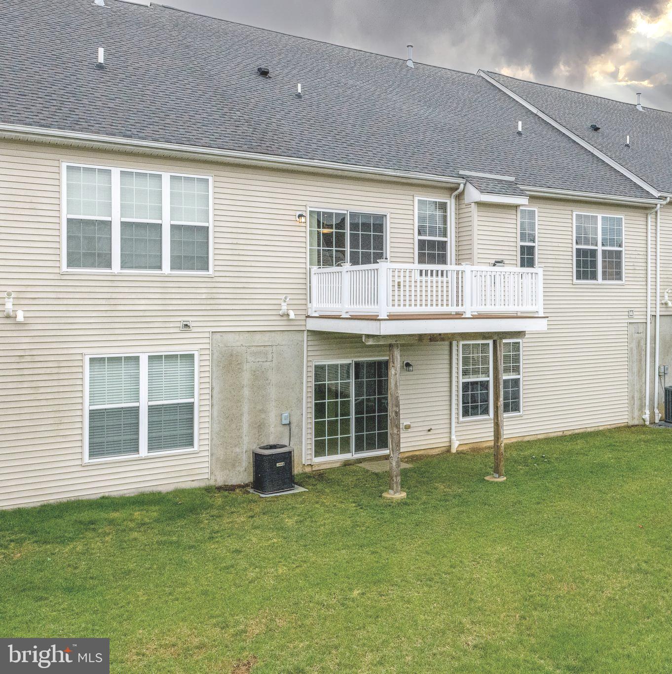 VILLAGES AT HILLVIEW - Residential