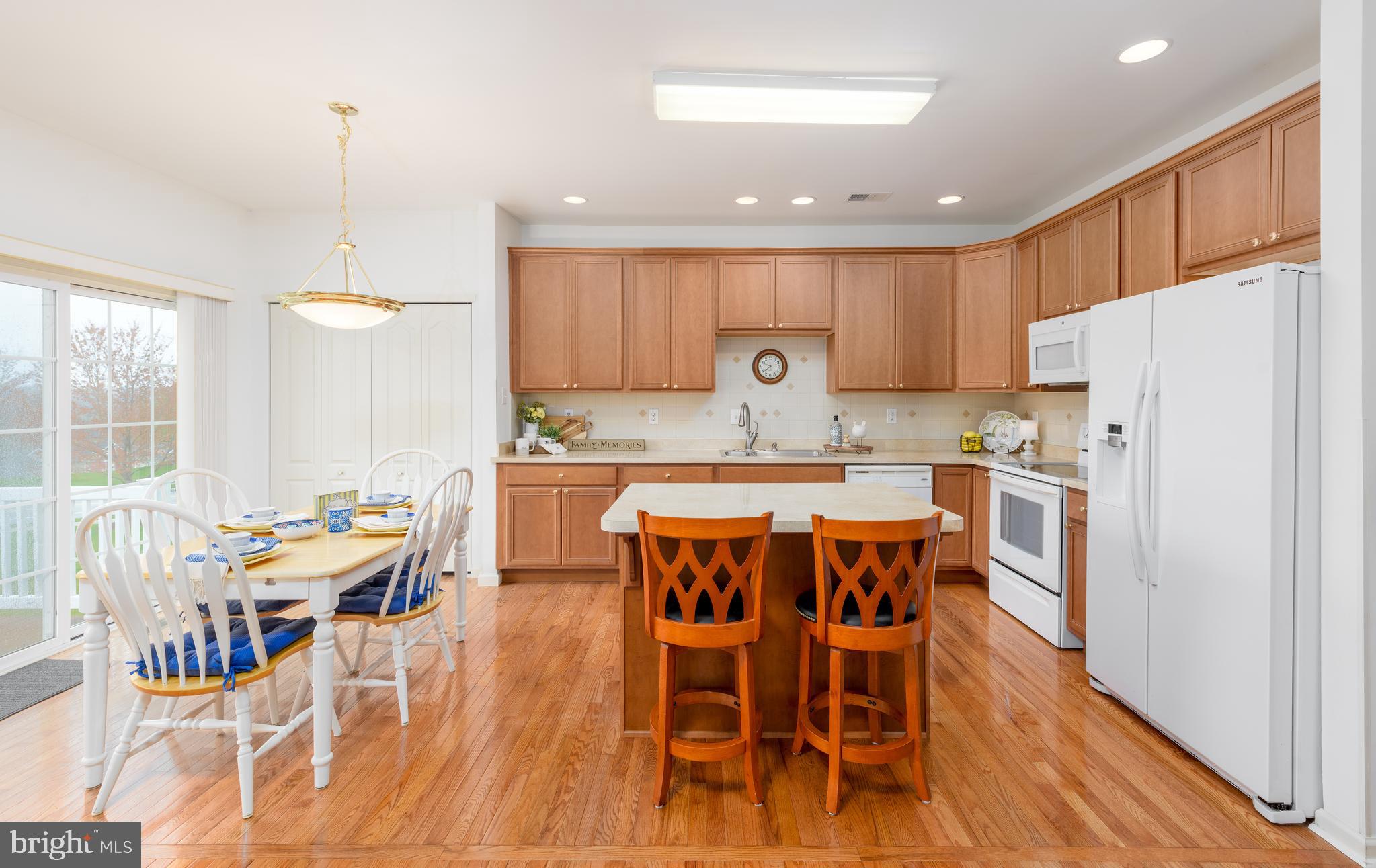 VILLAGES AT HILLVIEW - Residential