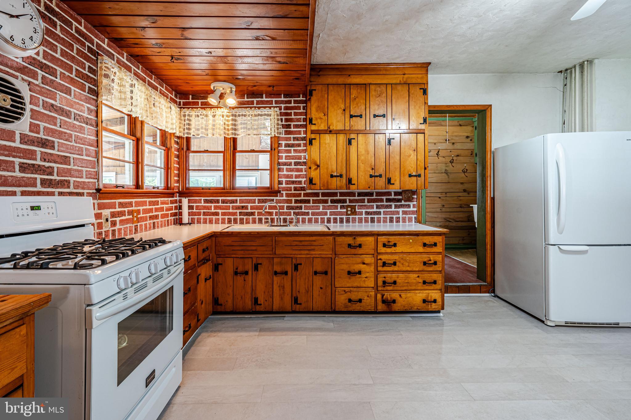 NONE  AVAILABLE - Residential