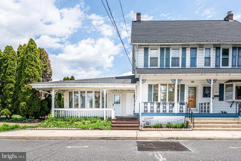 Townhouse For Sale - 153 New Street<br/> Northampton County, HELLERTOWN, PA 18055