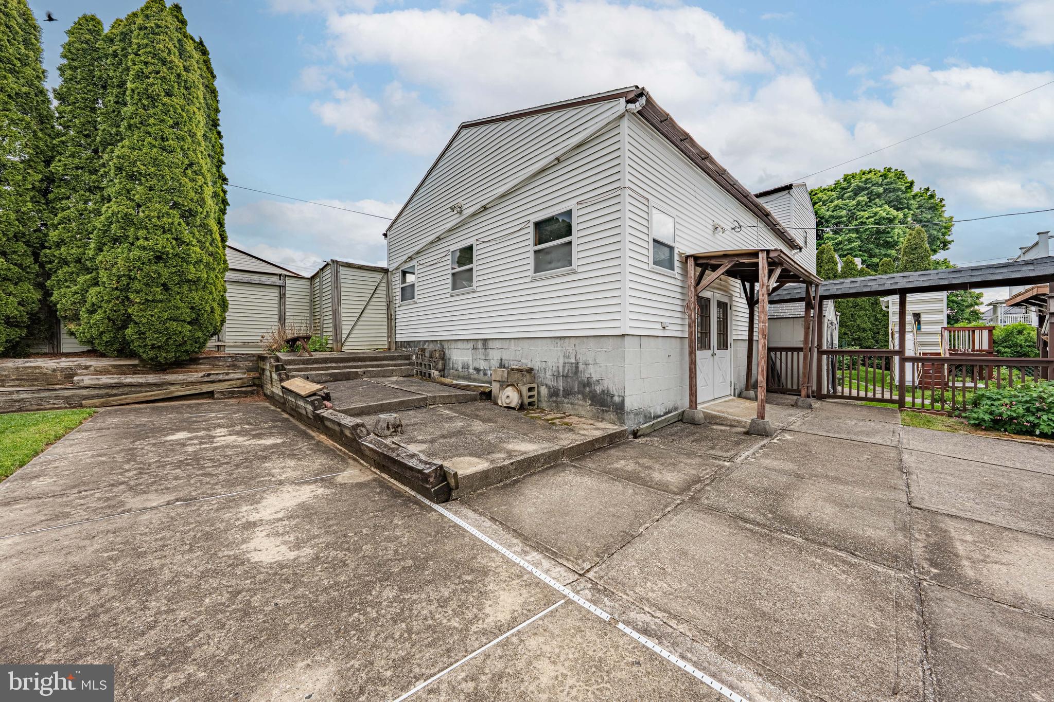 NONE  AVAILABLE - Residential