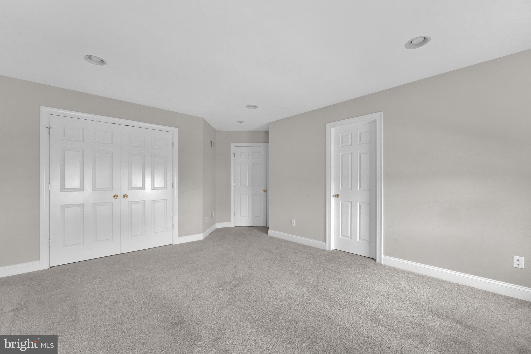 NIVIN VIEW - Residential