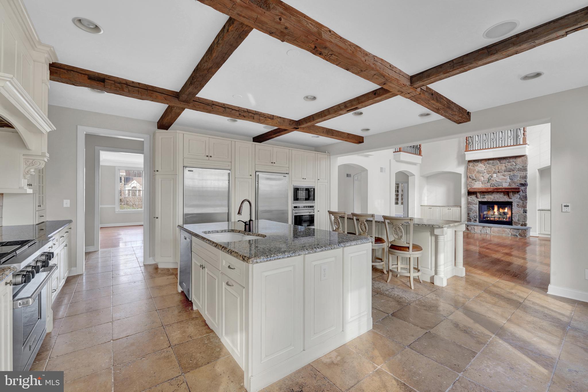 NIVIN VIEW - Residential