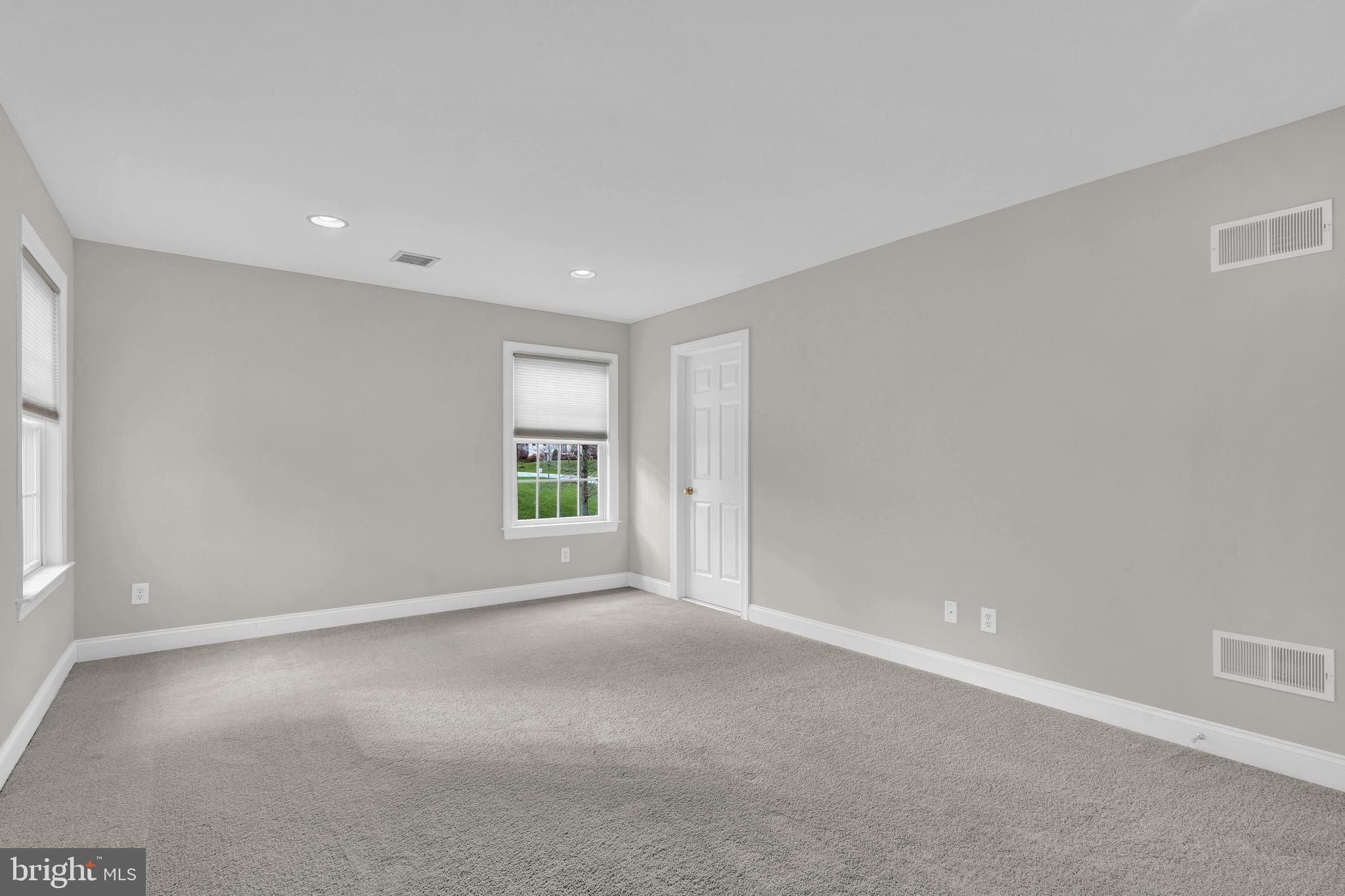 NIVIN VIEW - Residential