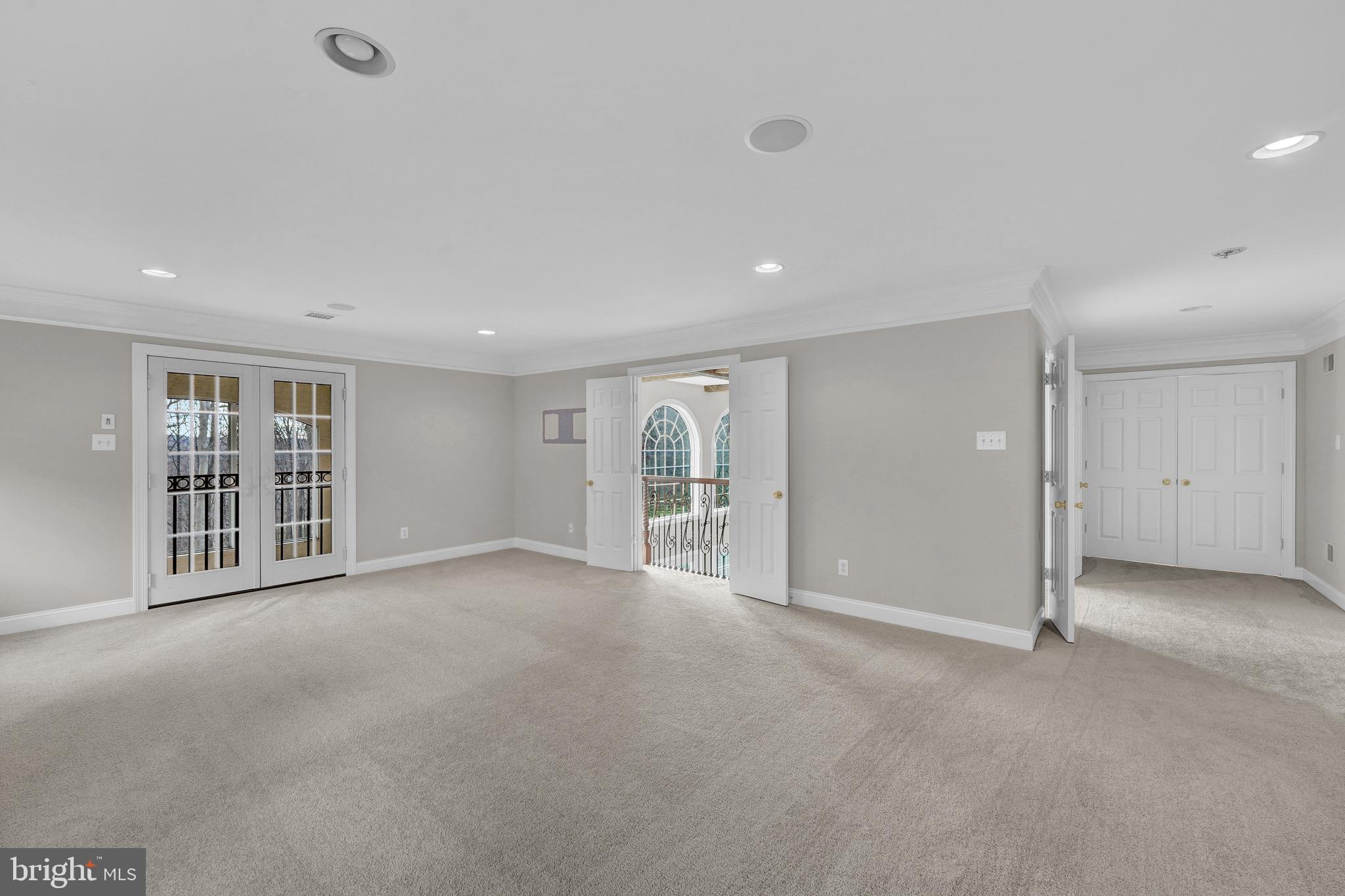 NIVIN VIEW - Residential