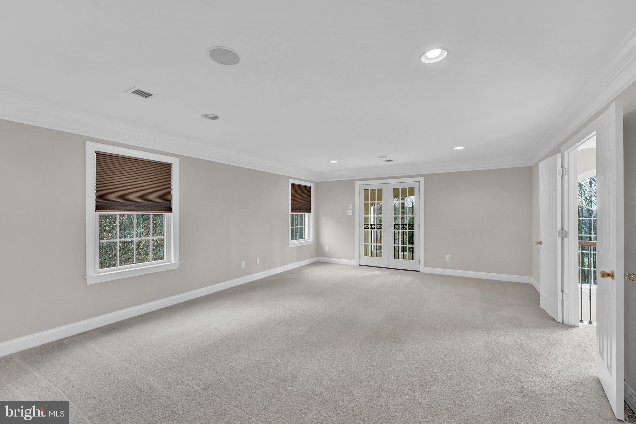 NIVIN VIEW - Residential