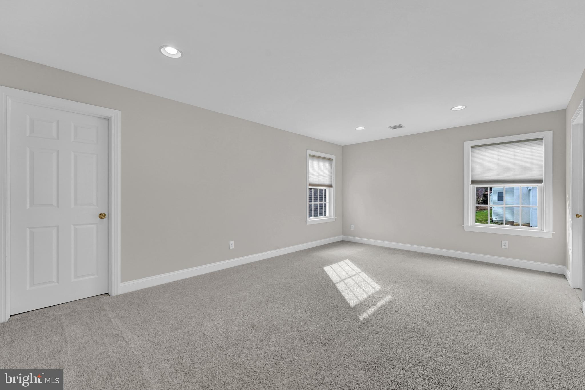 NIVIN VIEW - Residential