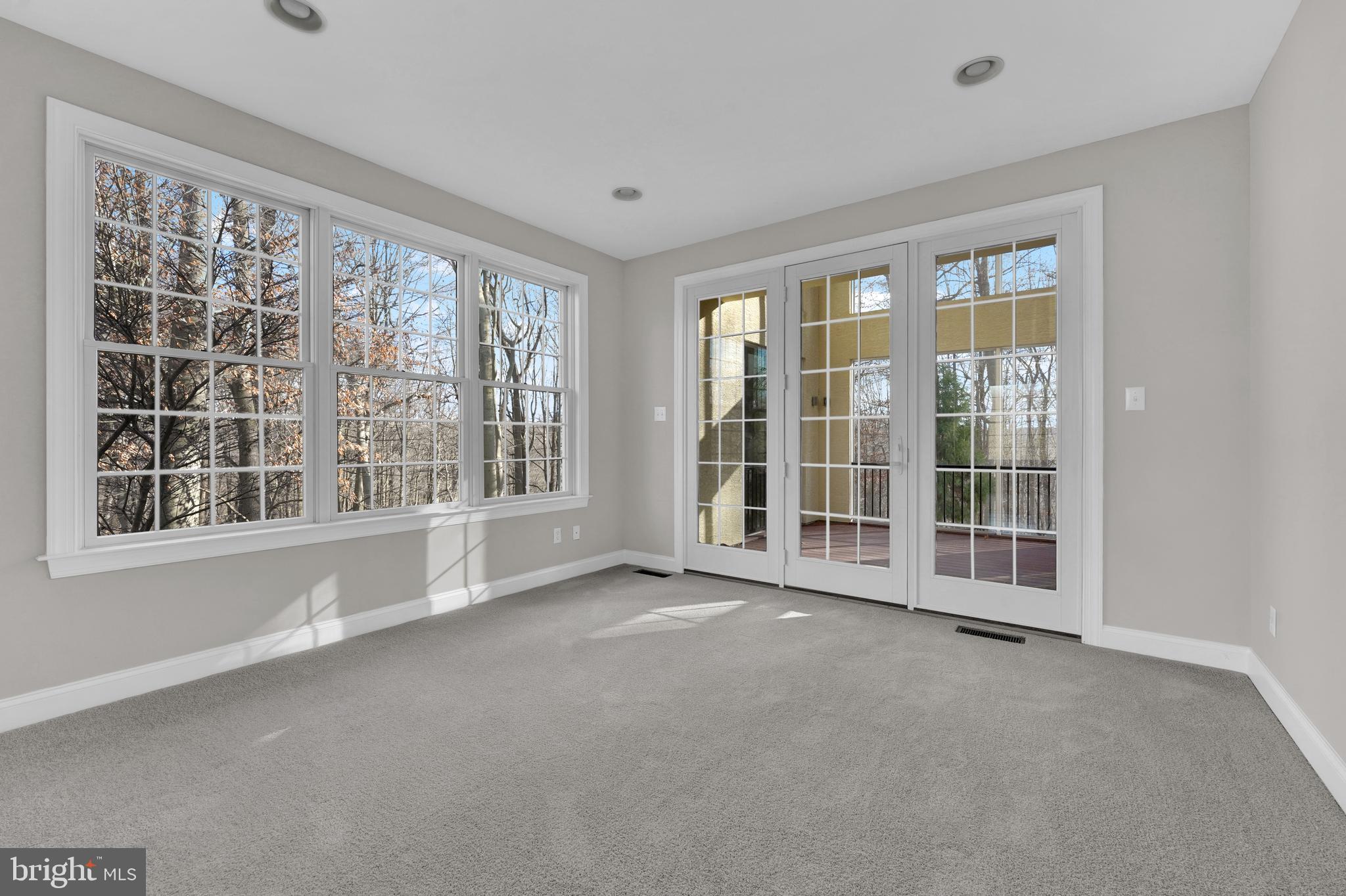 NIVIN VIEW - Residential