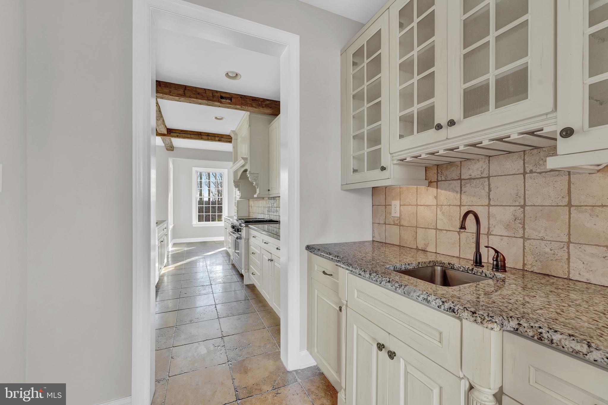 NIVIN VIEW - Residential