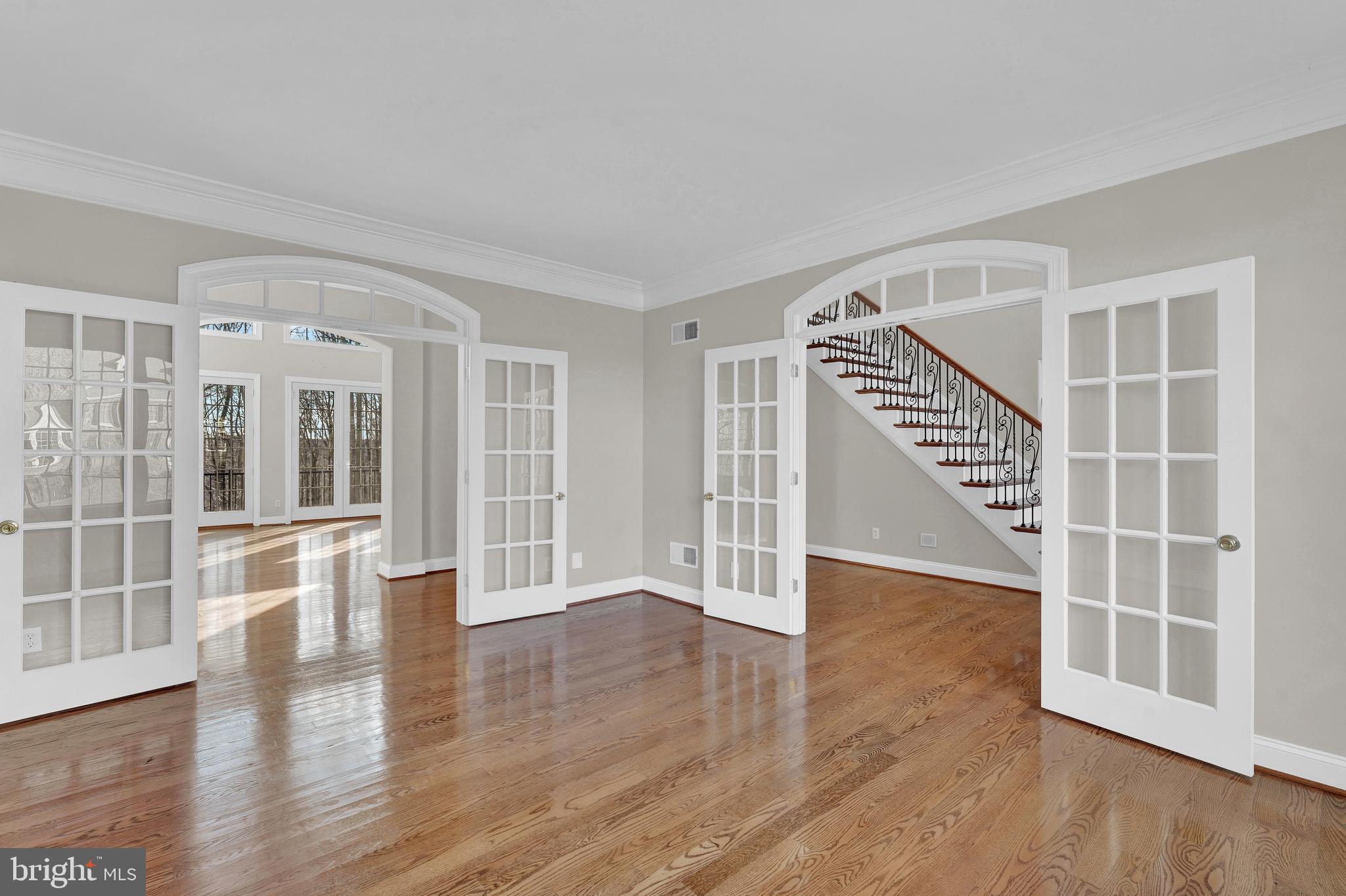 NIVIN VIEW - Residential