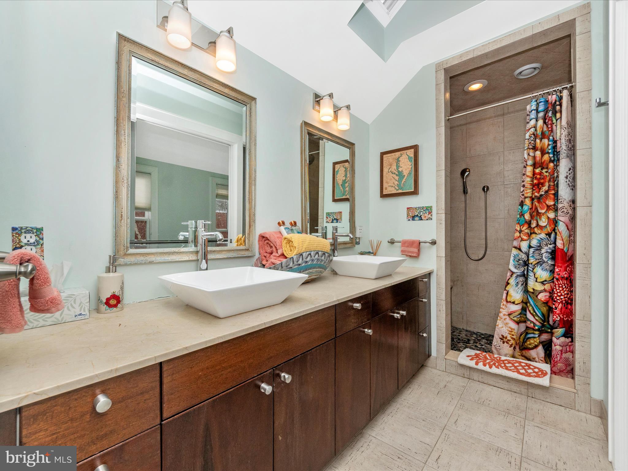 EASTPORT - Residential