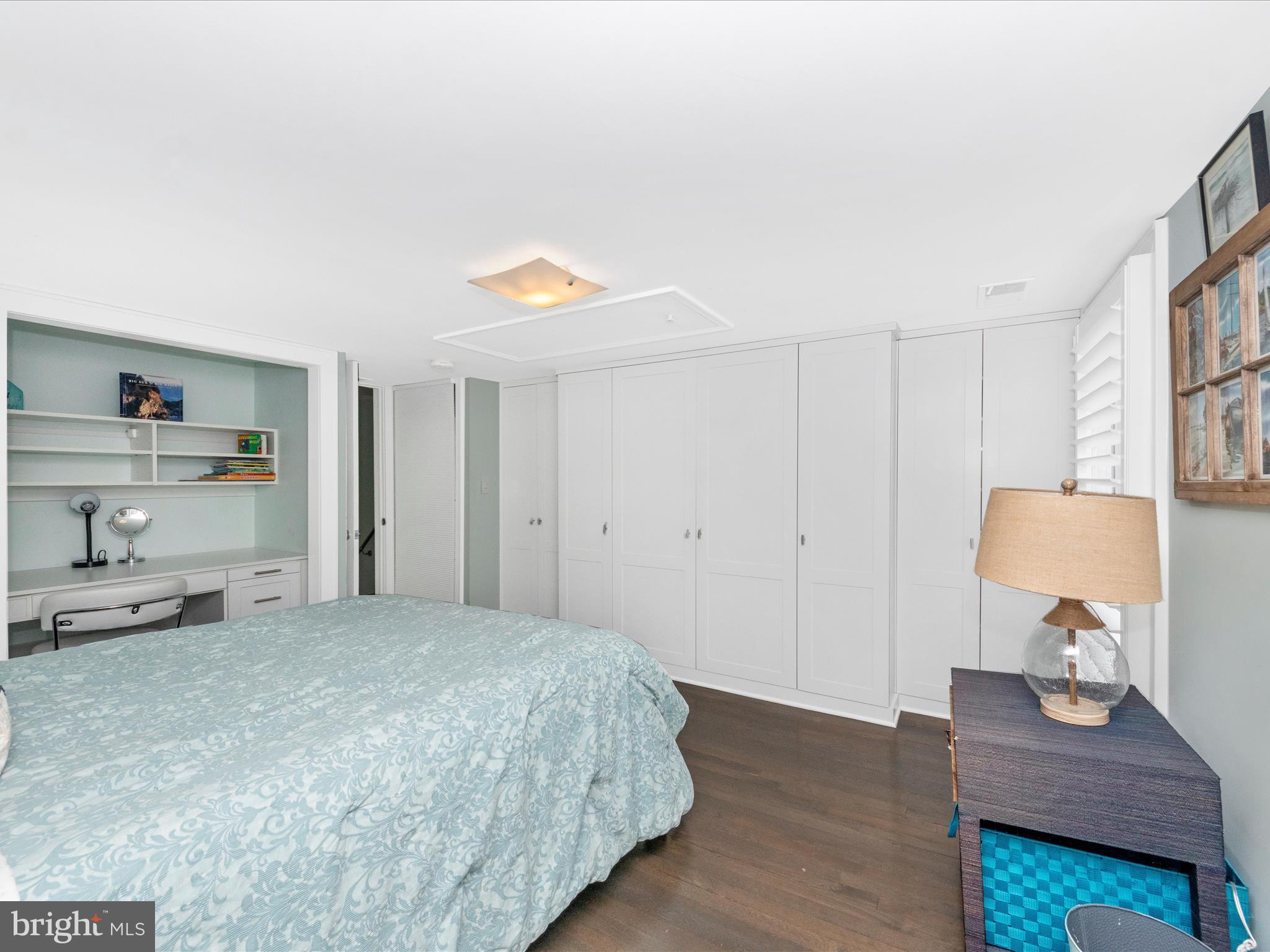 EASTPORT - Residential
