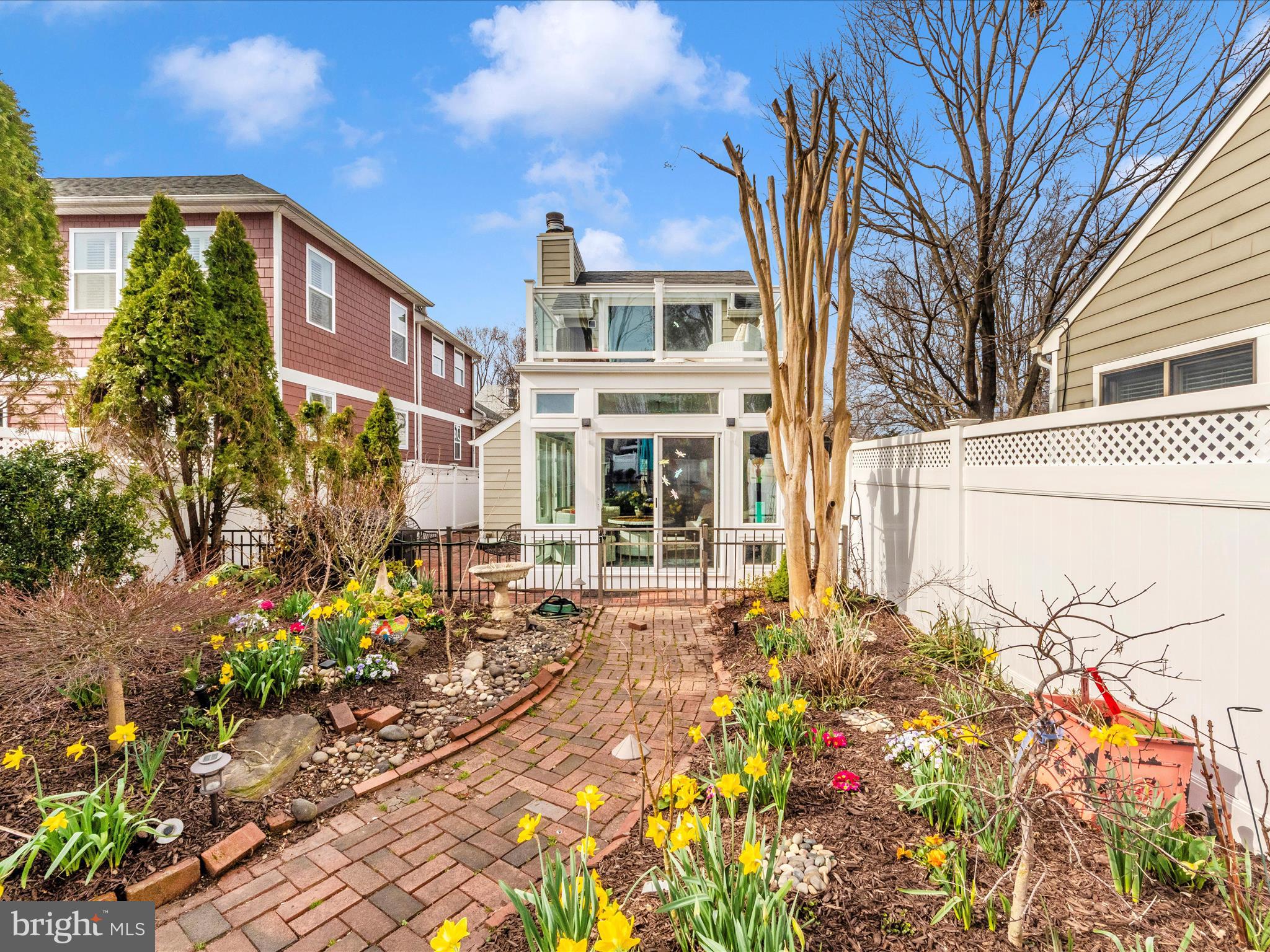 EASTPORT - Residential