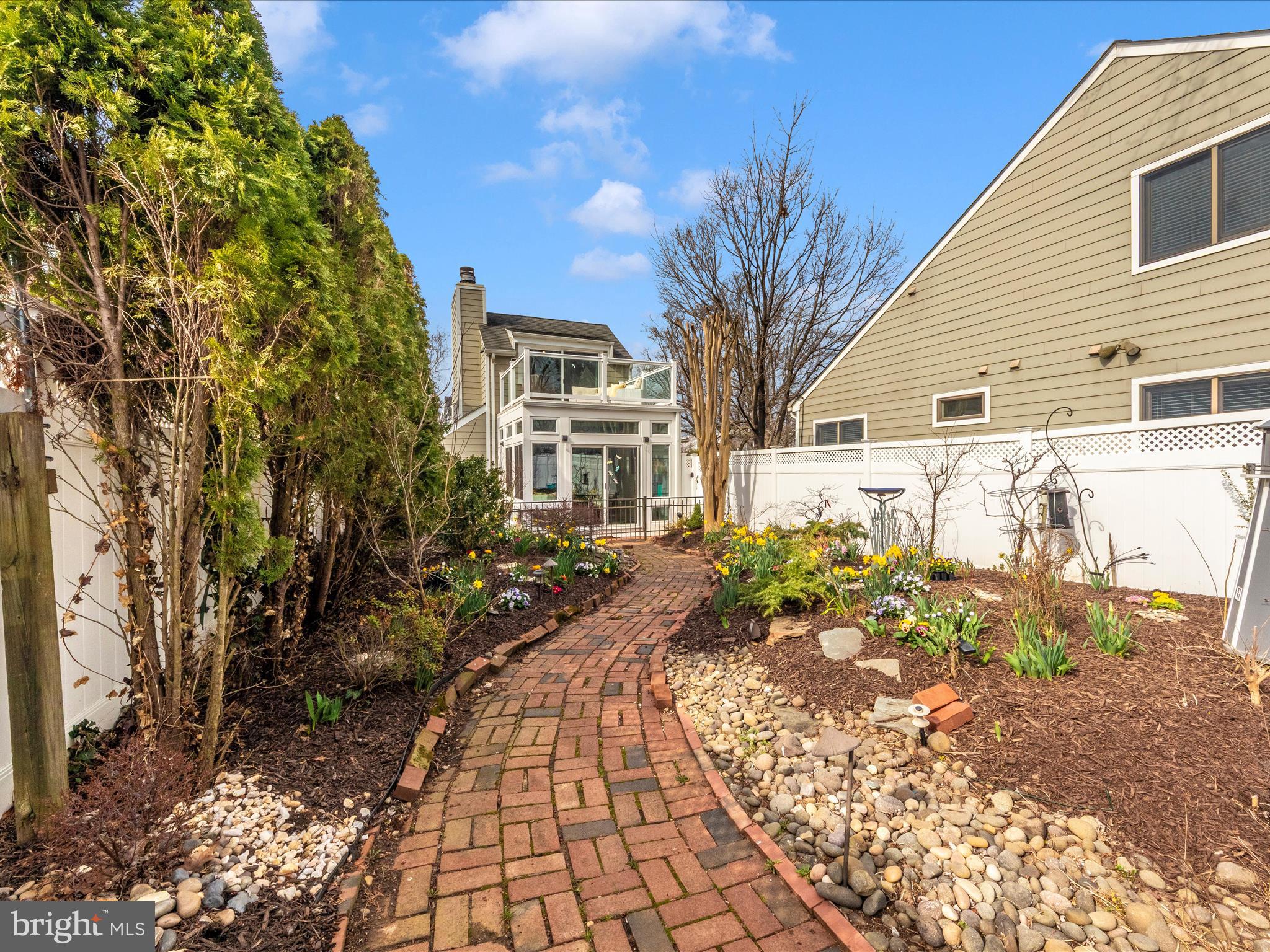 EASTPORT - Residential