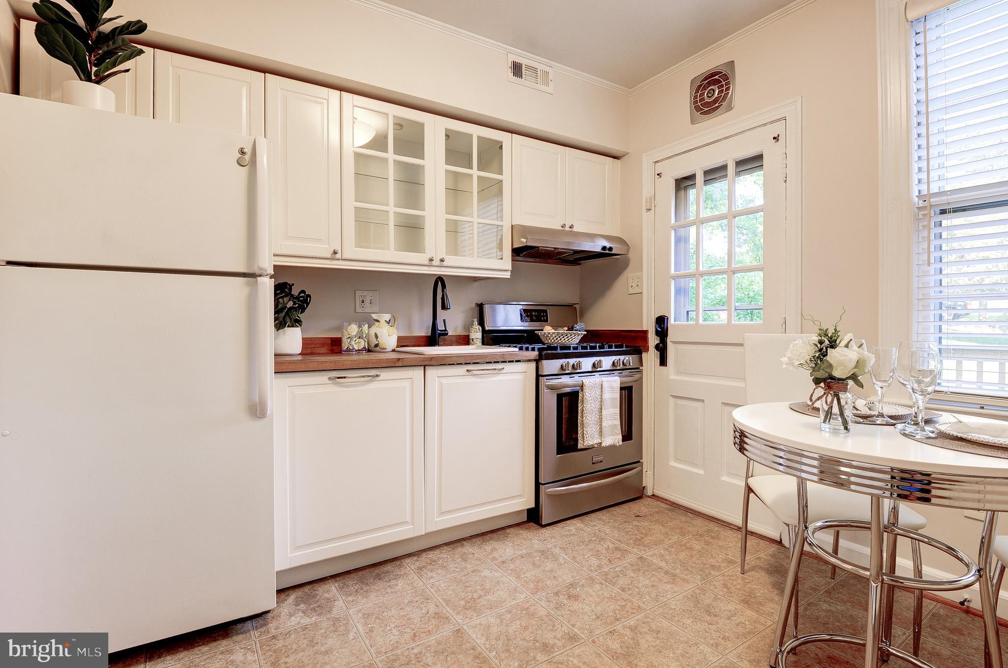 ARLINGTON VILLAGE - Residential