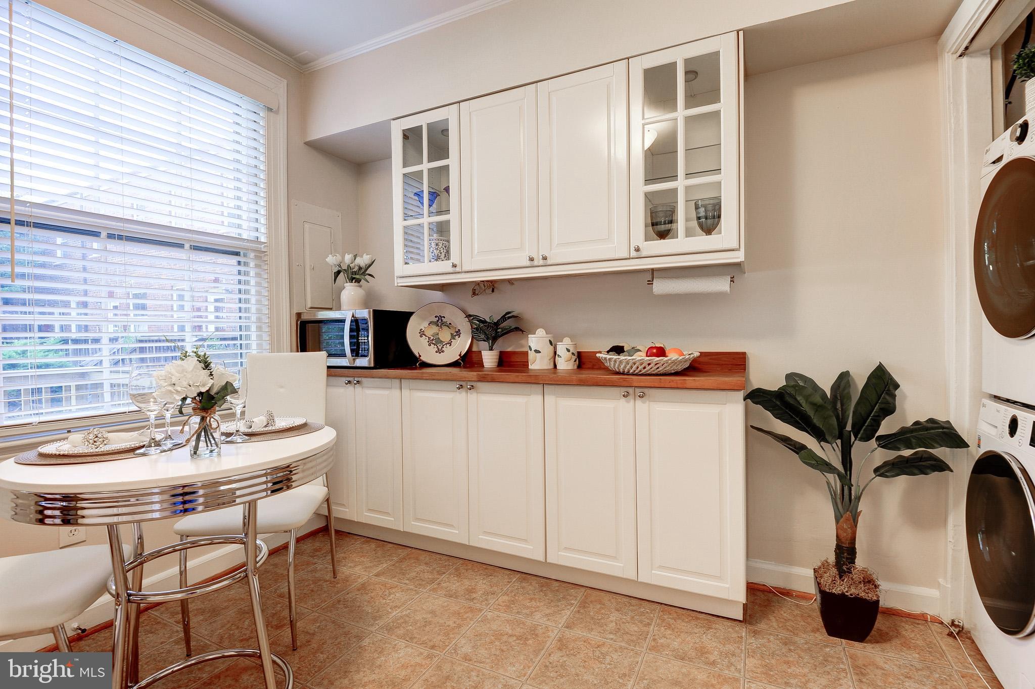 ARLINGTON VILLAGE - Residential