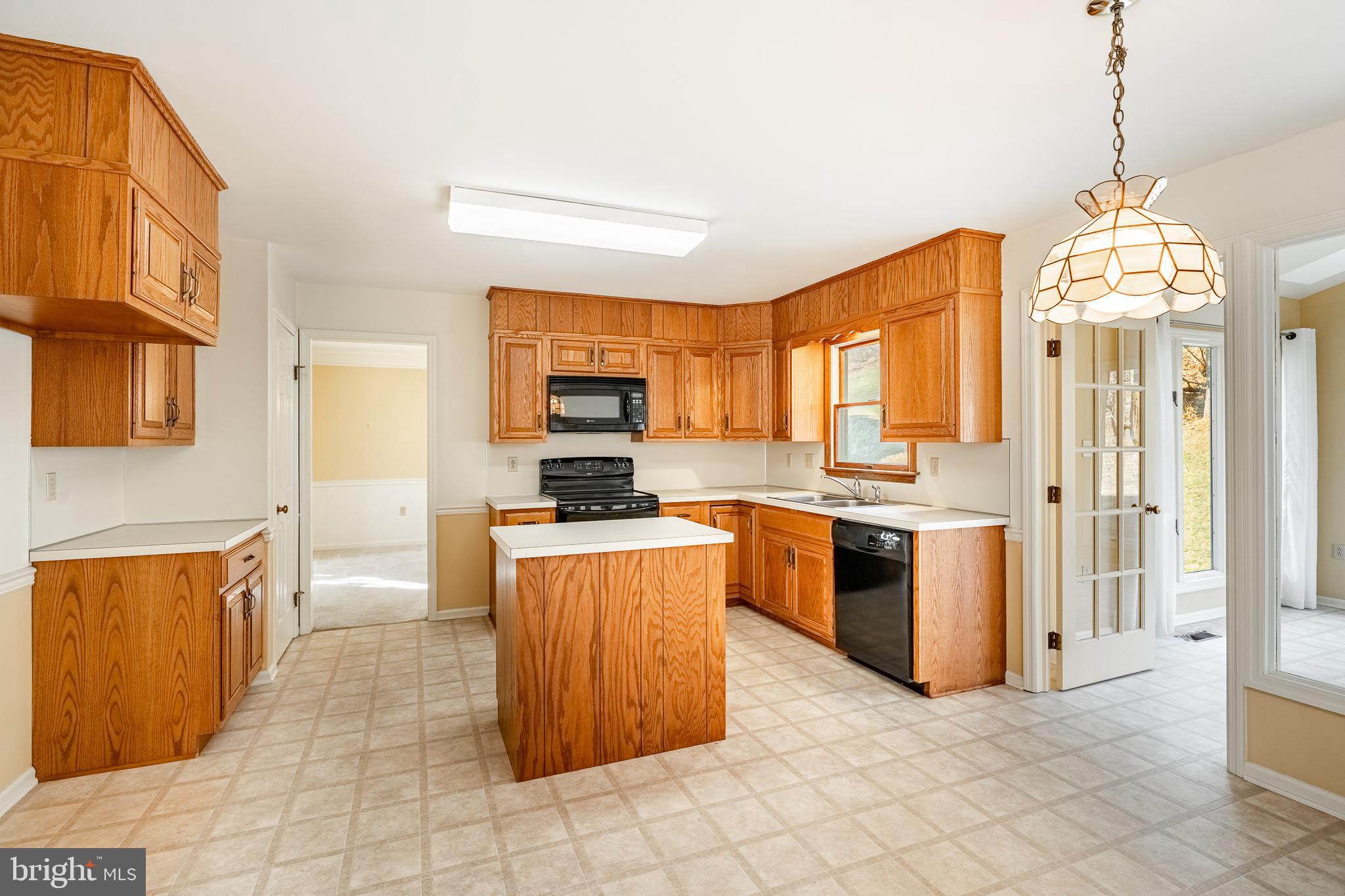 WHITFORD RIDGE - Residential