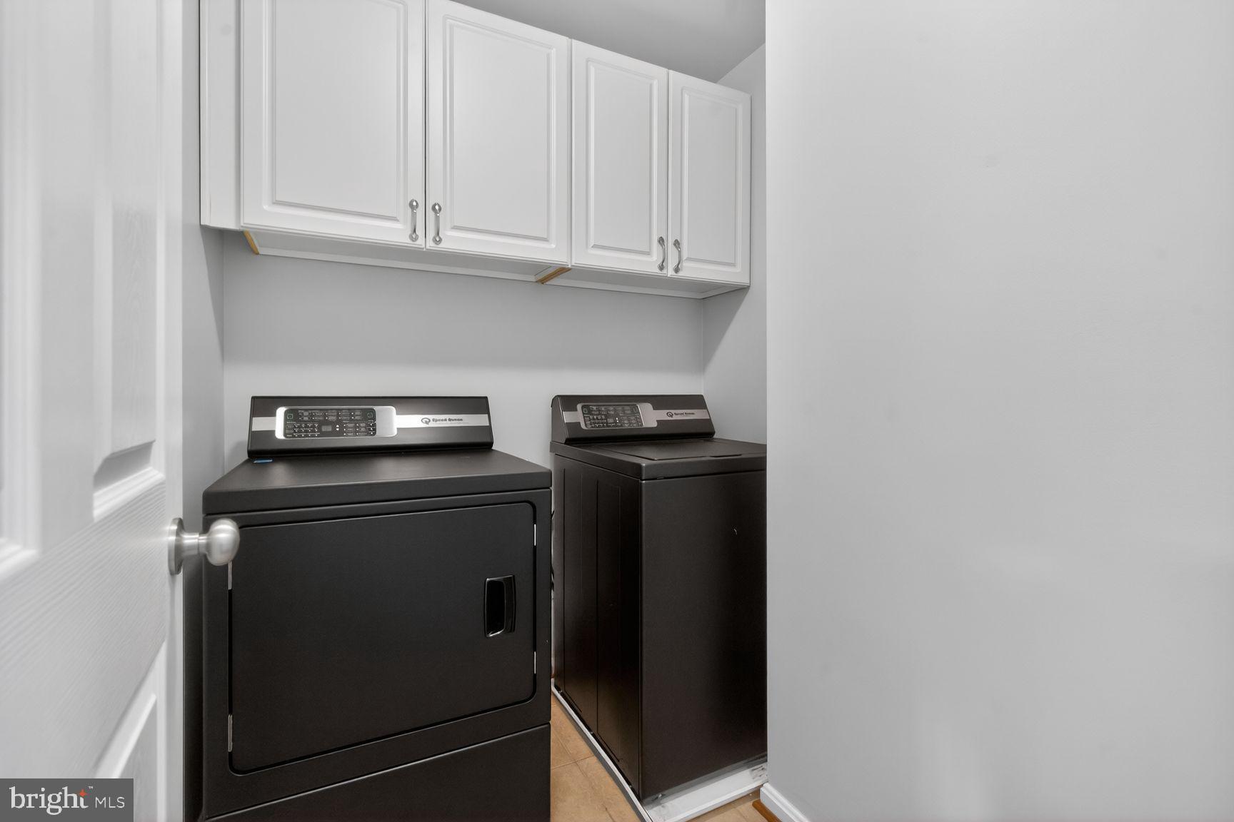 ALEXANDERS CHASE - Residential