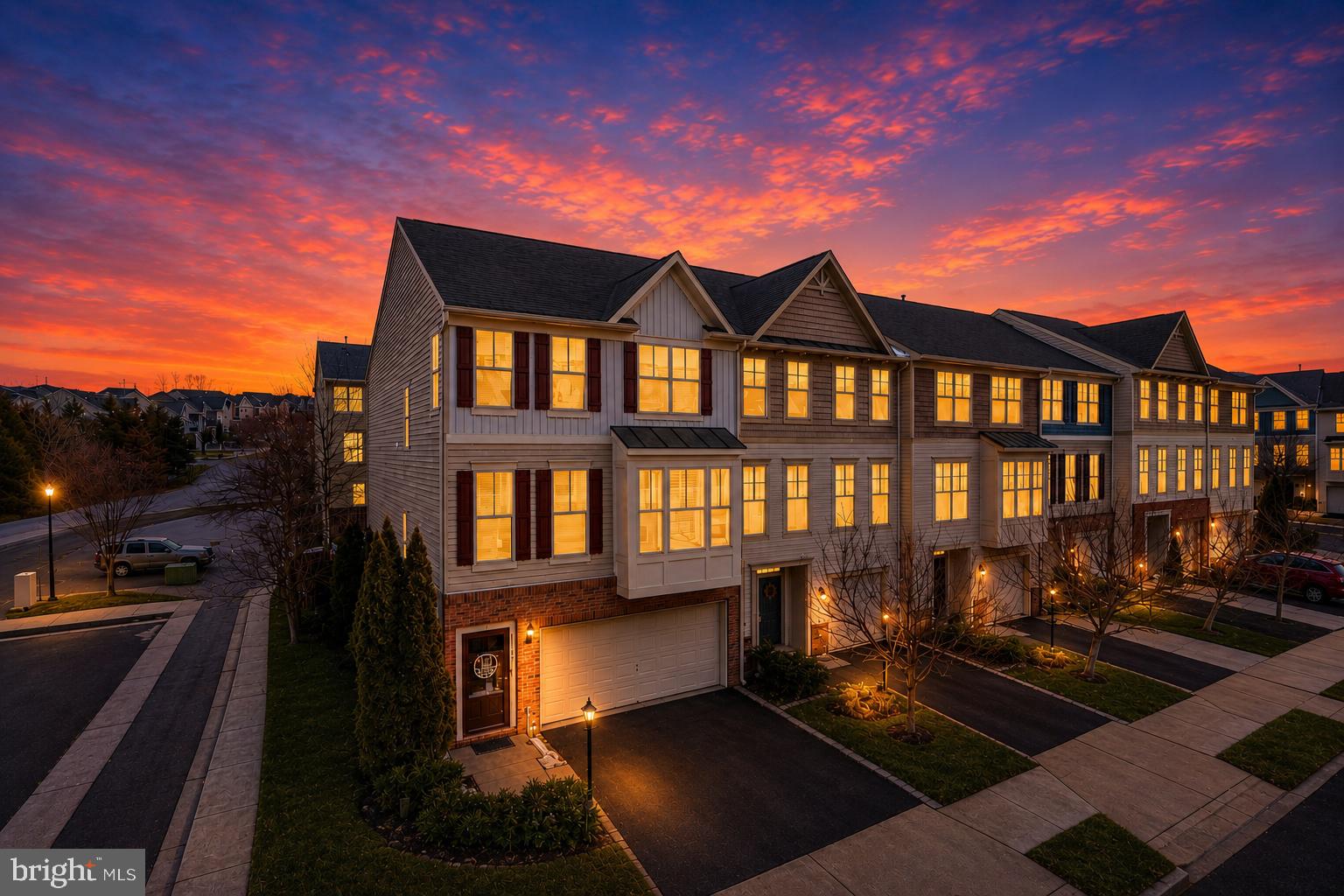 ALEXANDERS CHASE - Residential