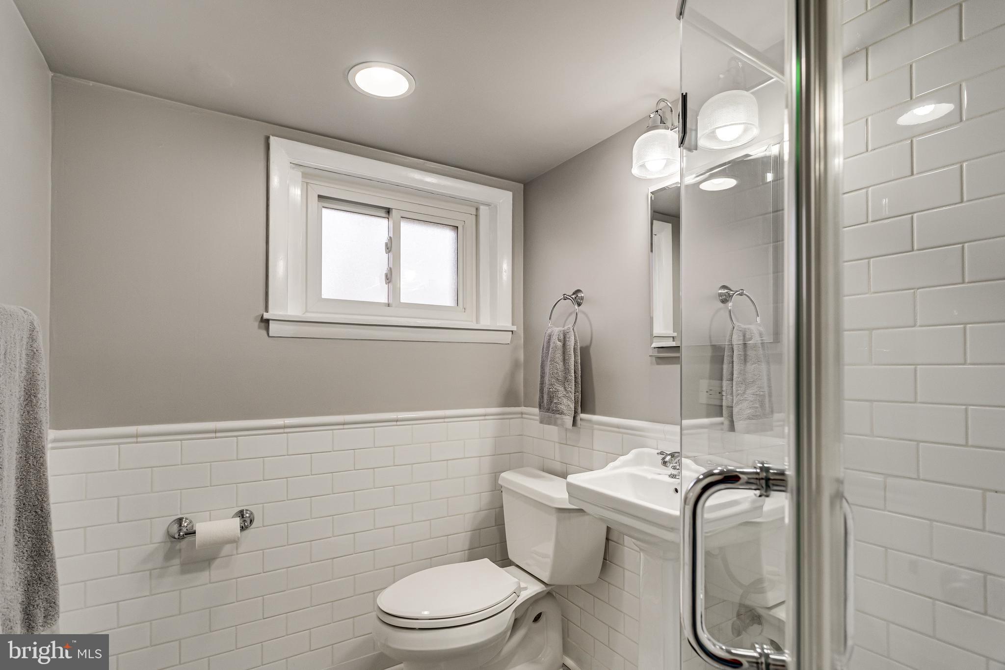 ROCK CREEK PALISADES - Residential