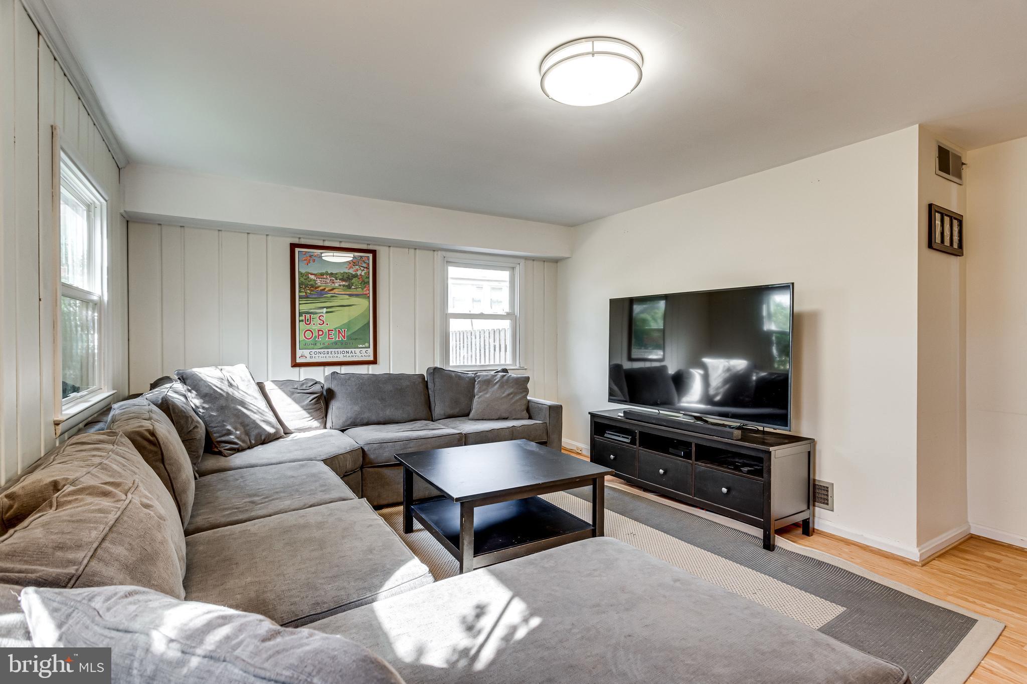 ROCK CREEK PALISADES - Residential