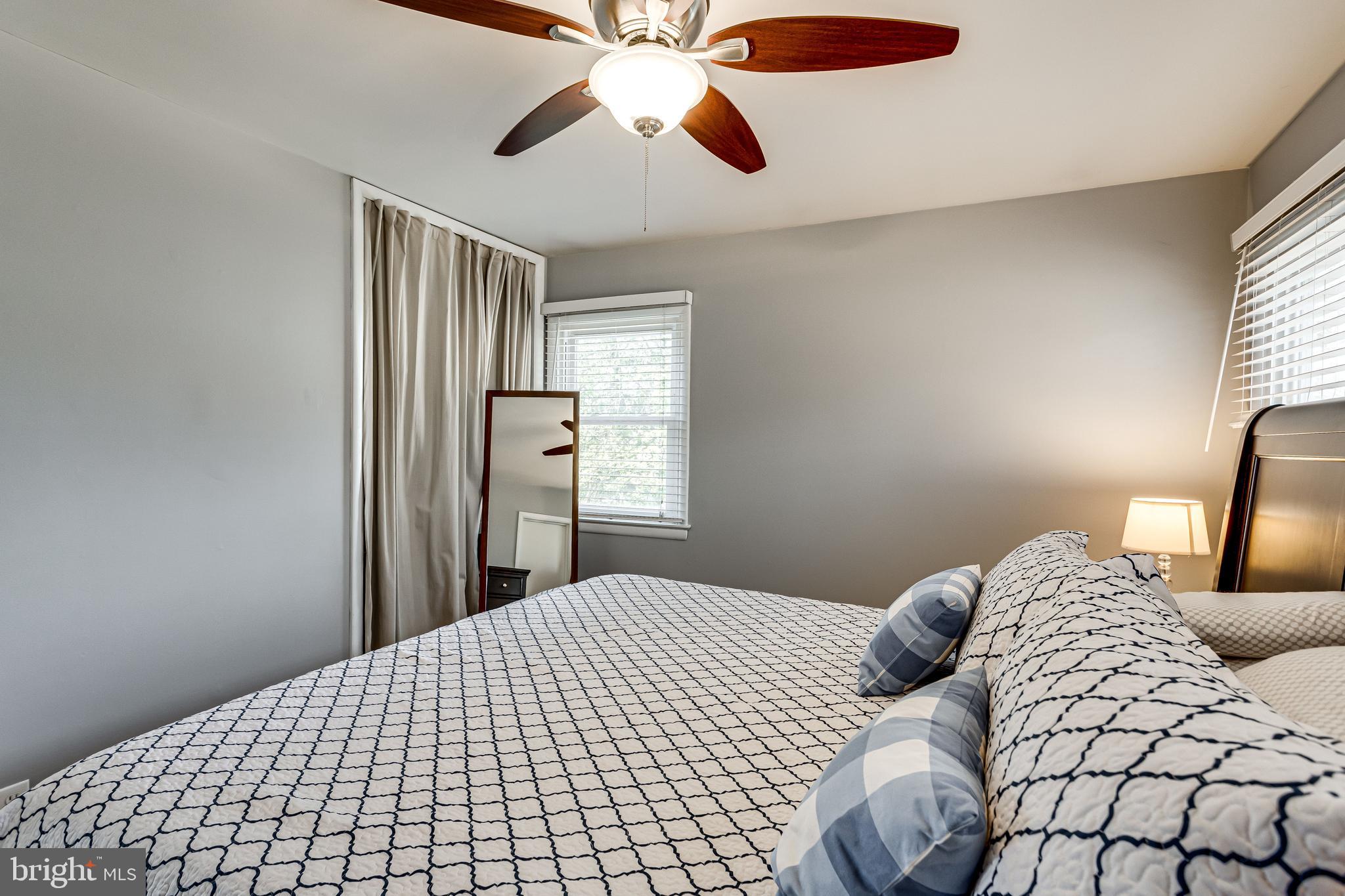 ROCK CREEK PALISADES - Residential