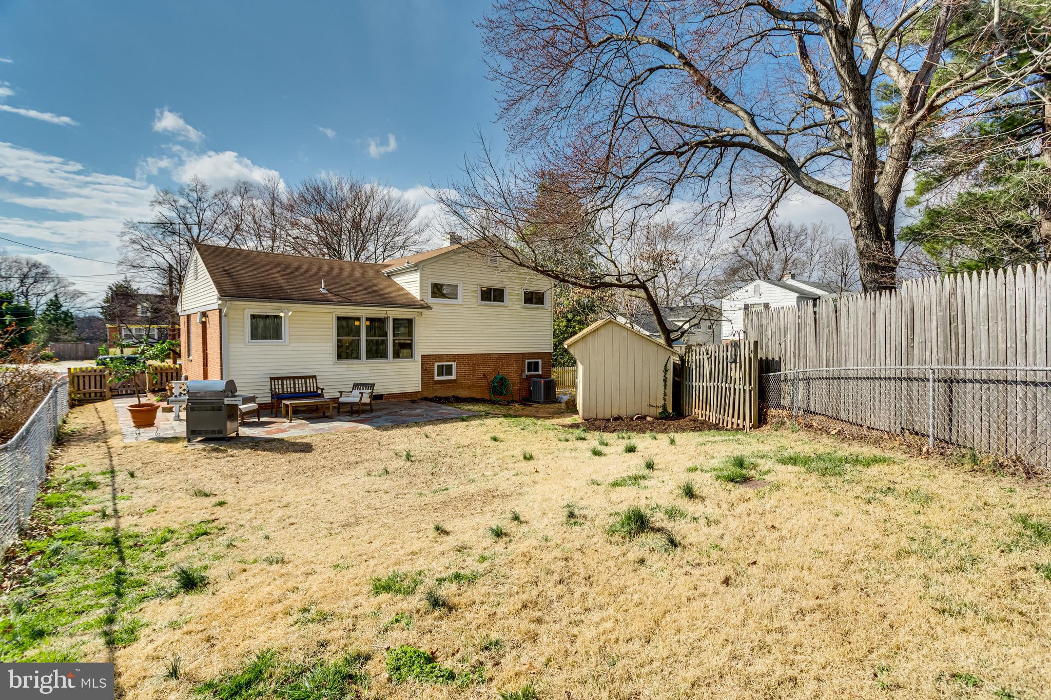 ROCK CREEK PALISADES - Residential