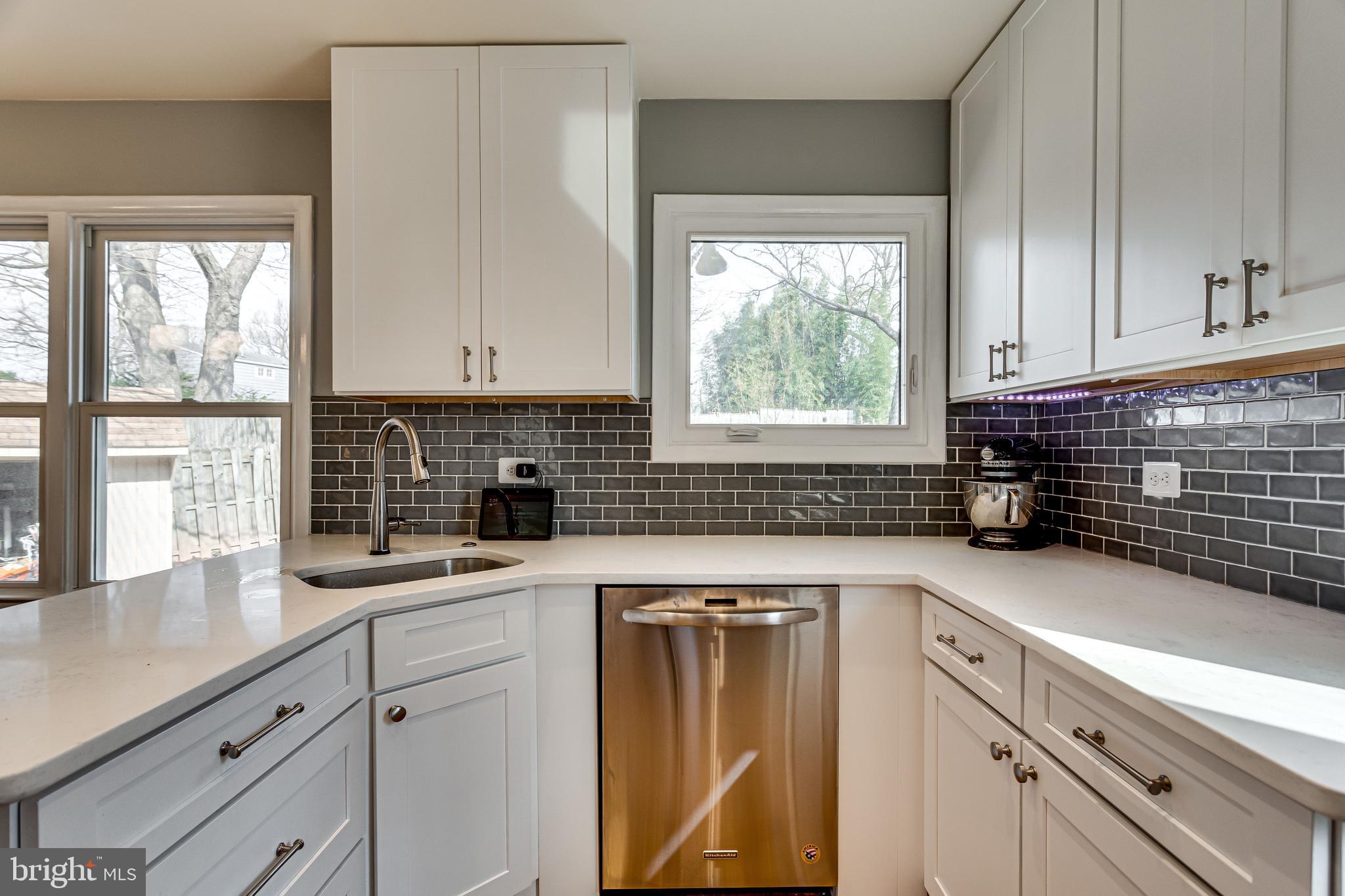 ROCK CREEK PALISADES - Residential