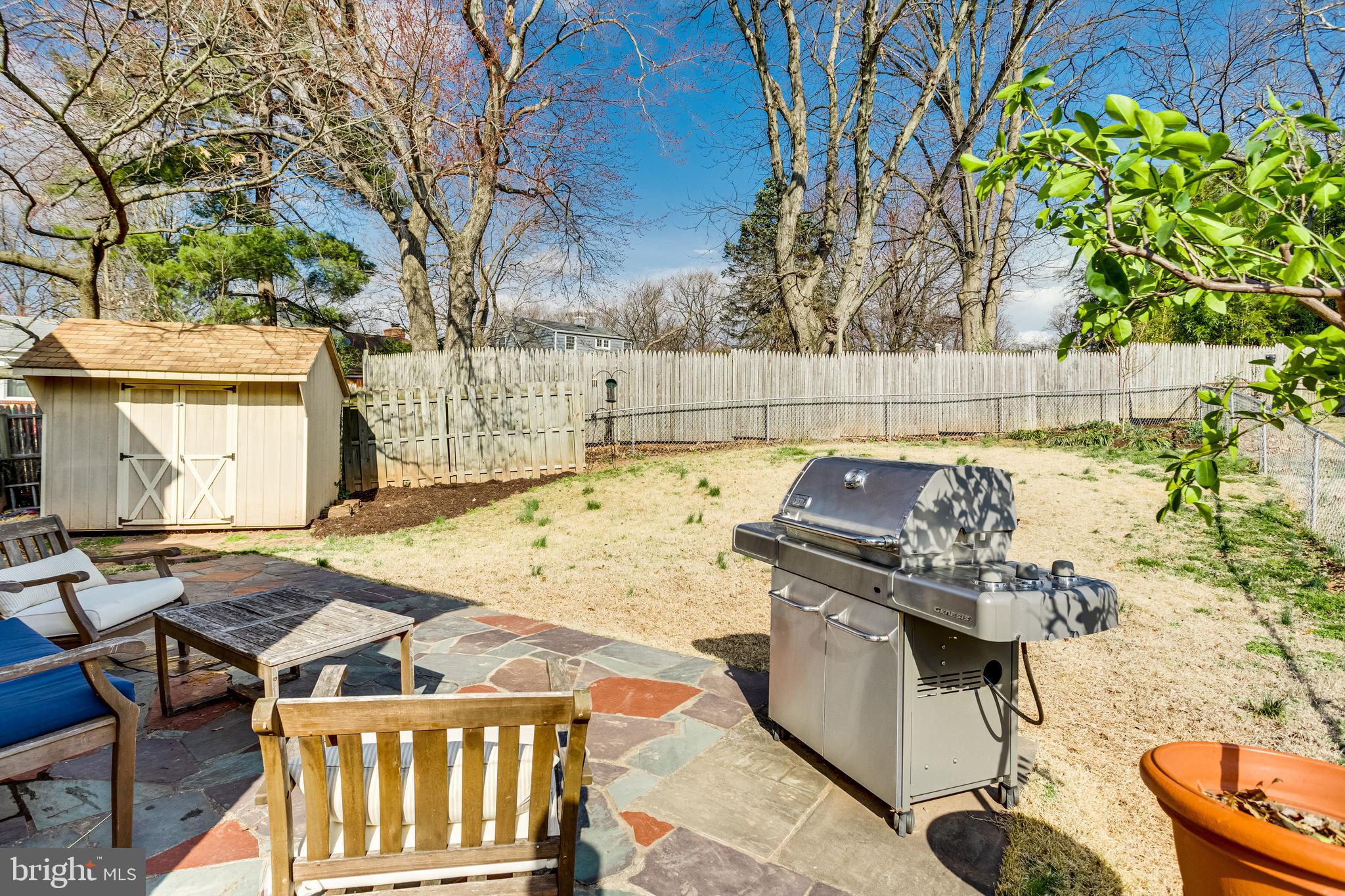 ROCK CREEK PALISADES - Residential