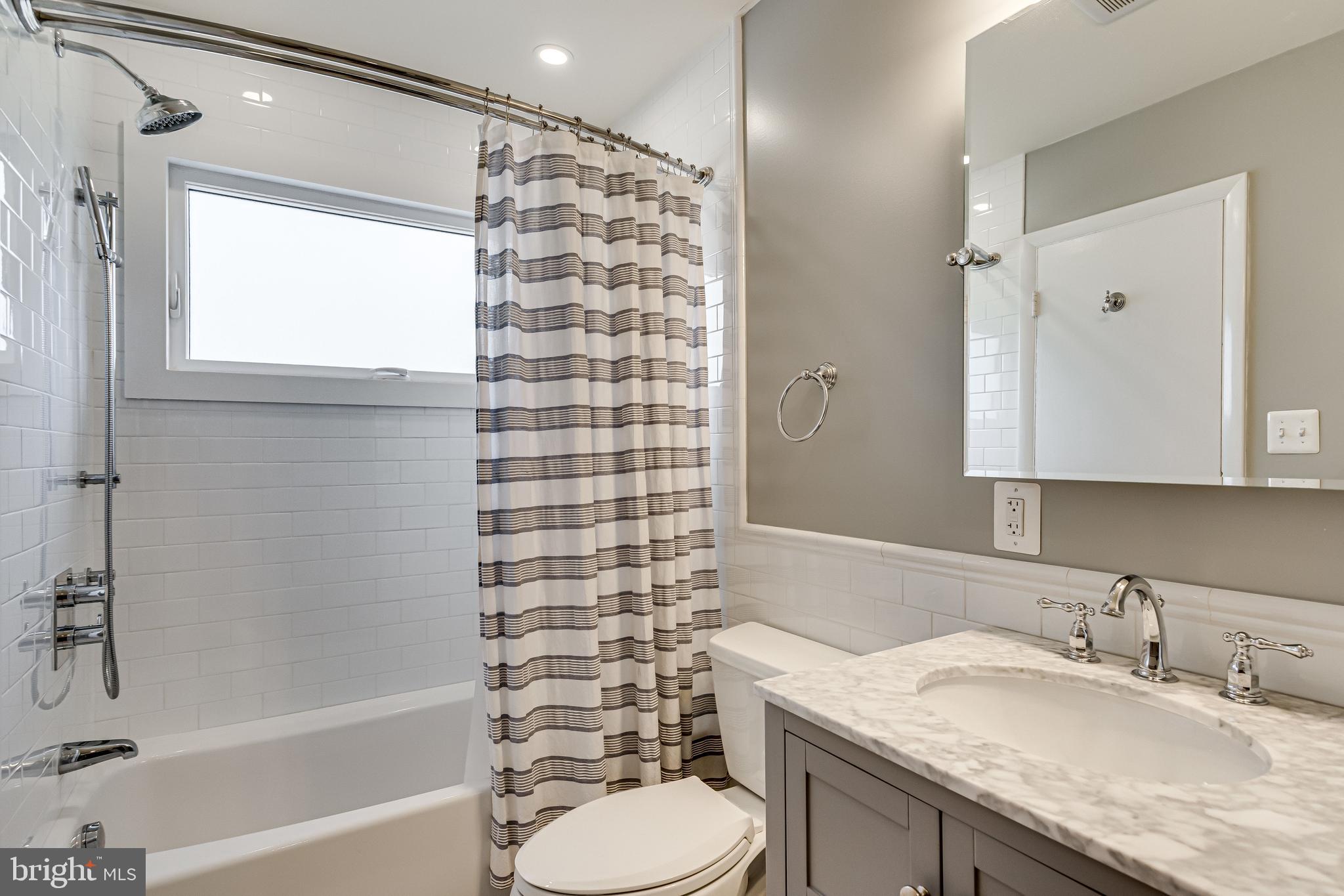 ROCK CREEK PALISADES - Residential