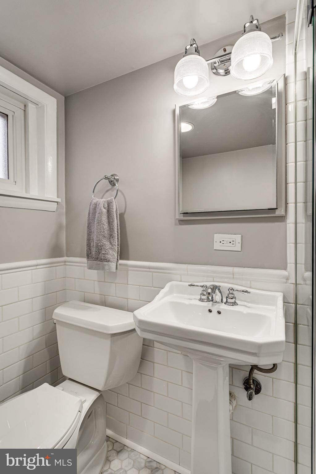 ROCK CREEK PALISADES - Residential