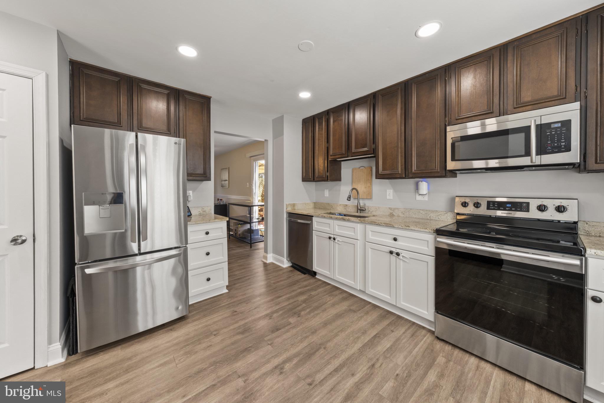 BURKE CENTRE - Residential