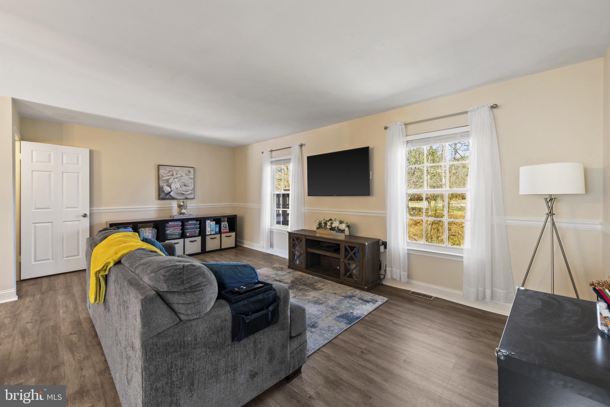 BURKE CENTRE - Residential