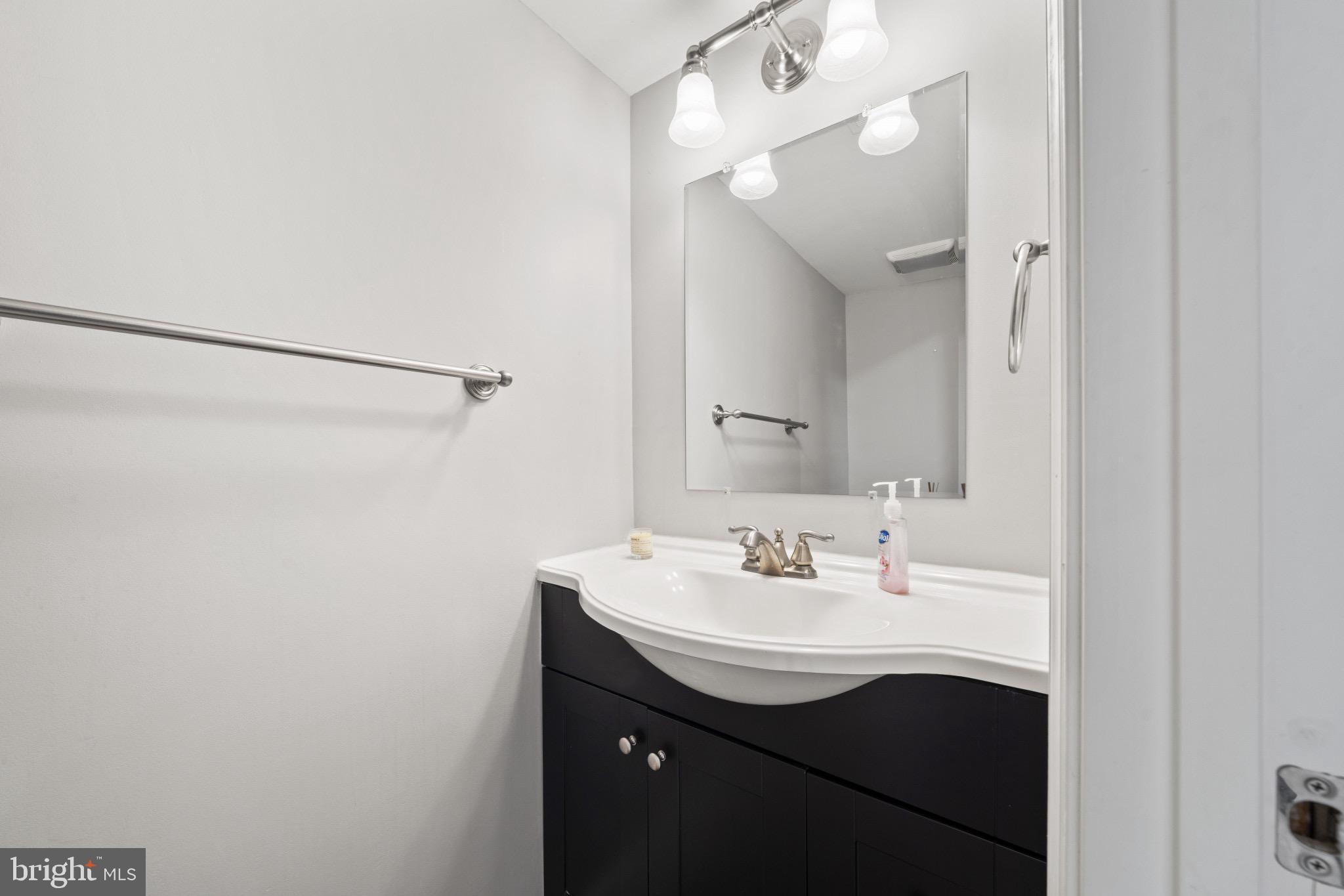 BURKE CENTRE - Residential