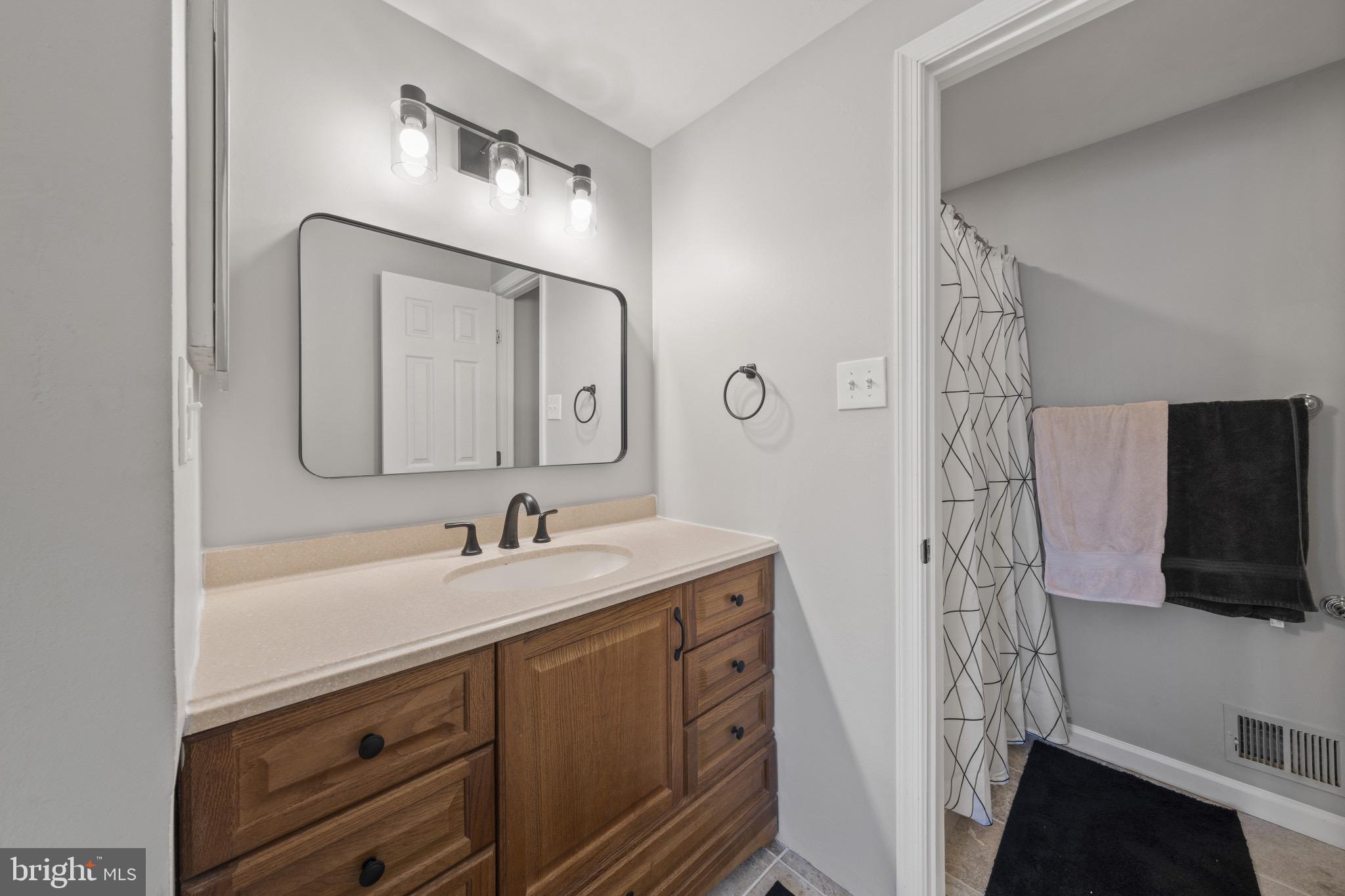 BURKE CENTRE - Residential