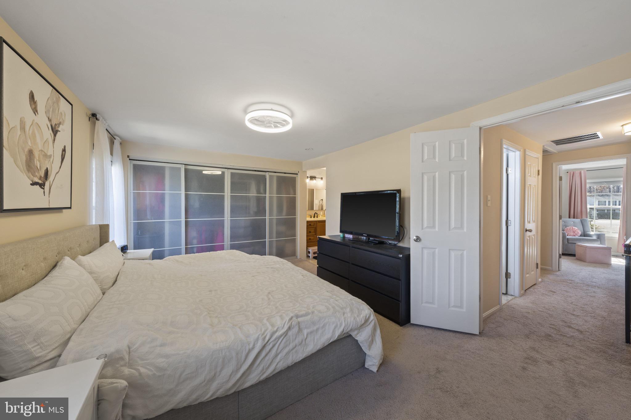 BURKE CENTRE - Residential