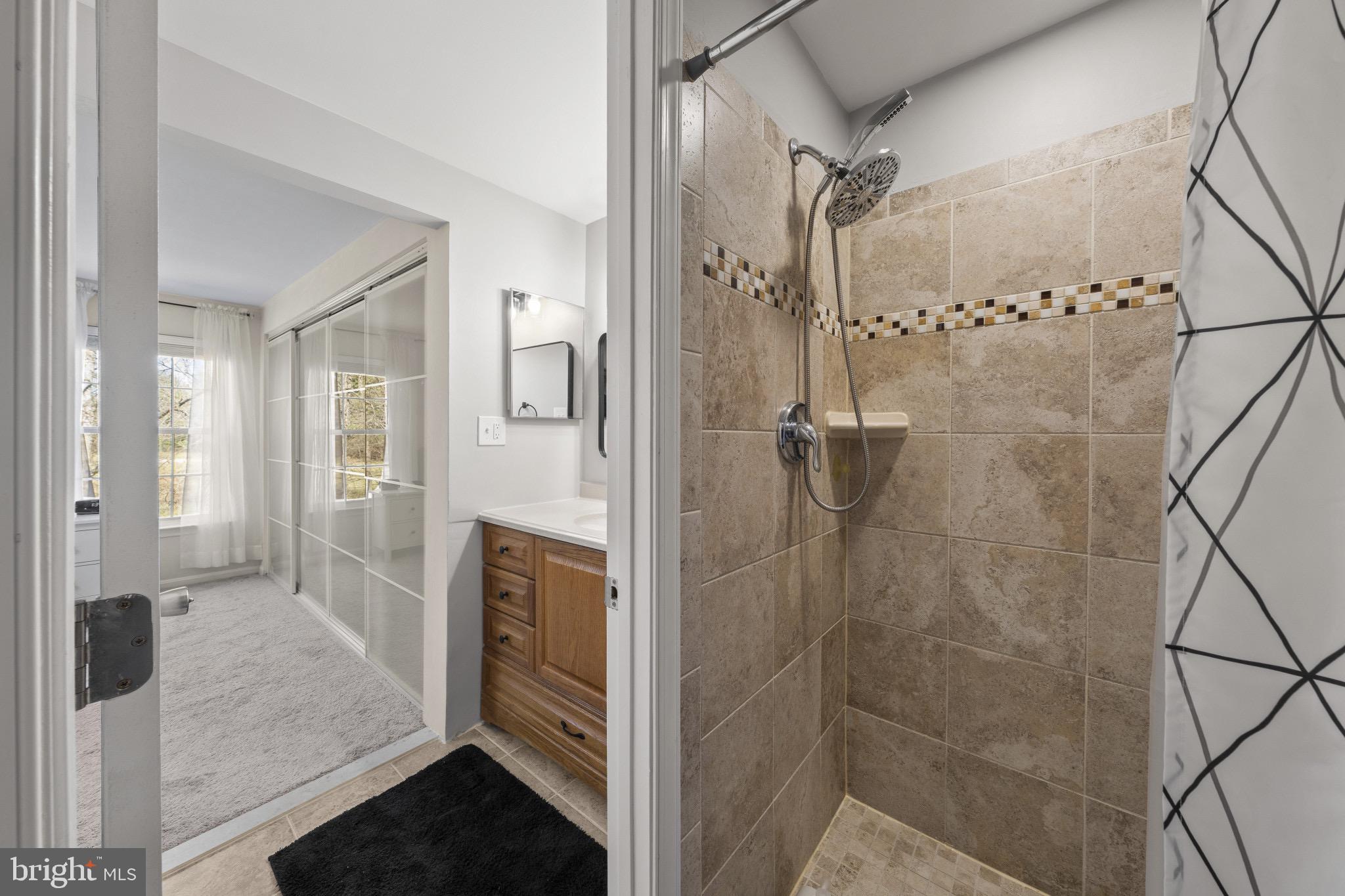 BURKE CENTRE - Residential