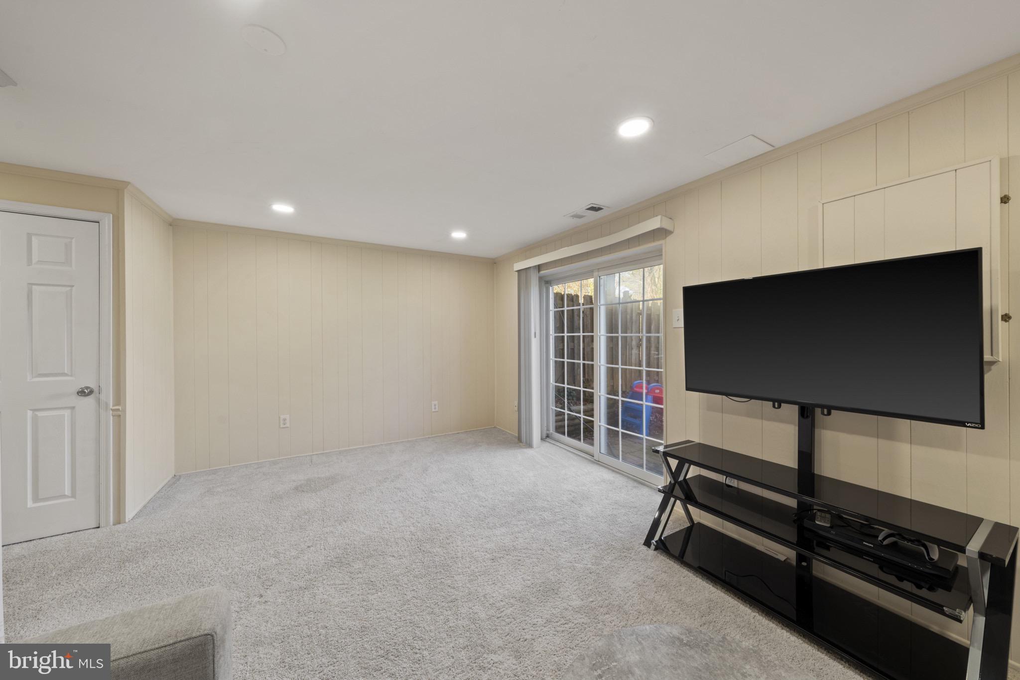 BURKE CENTRE - Residential