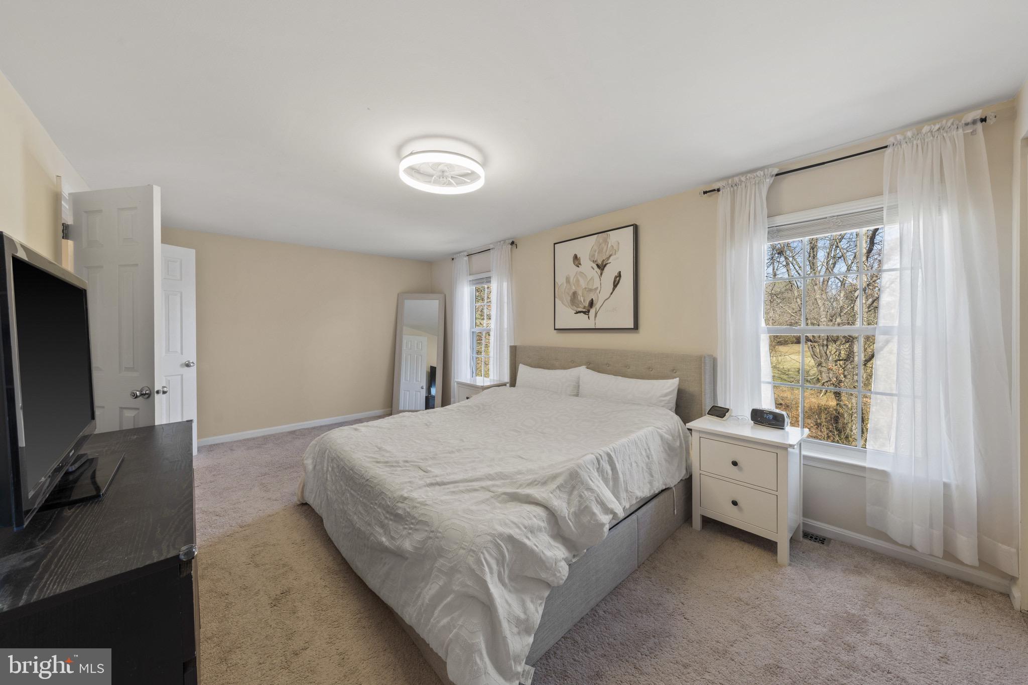 BURKE CENTRE - Residential